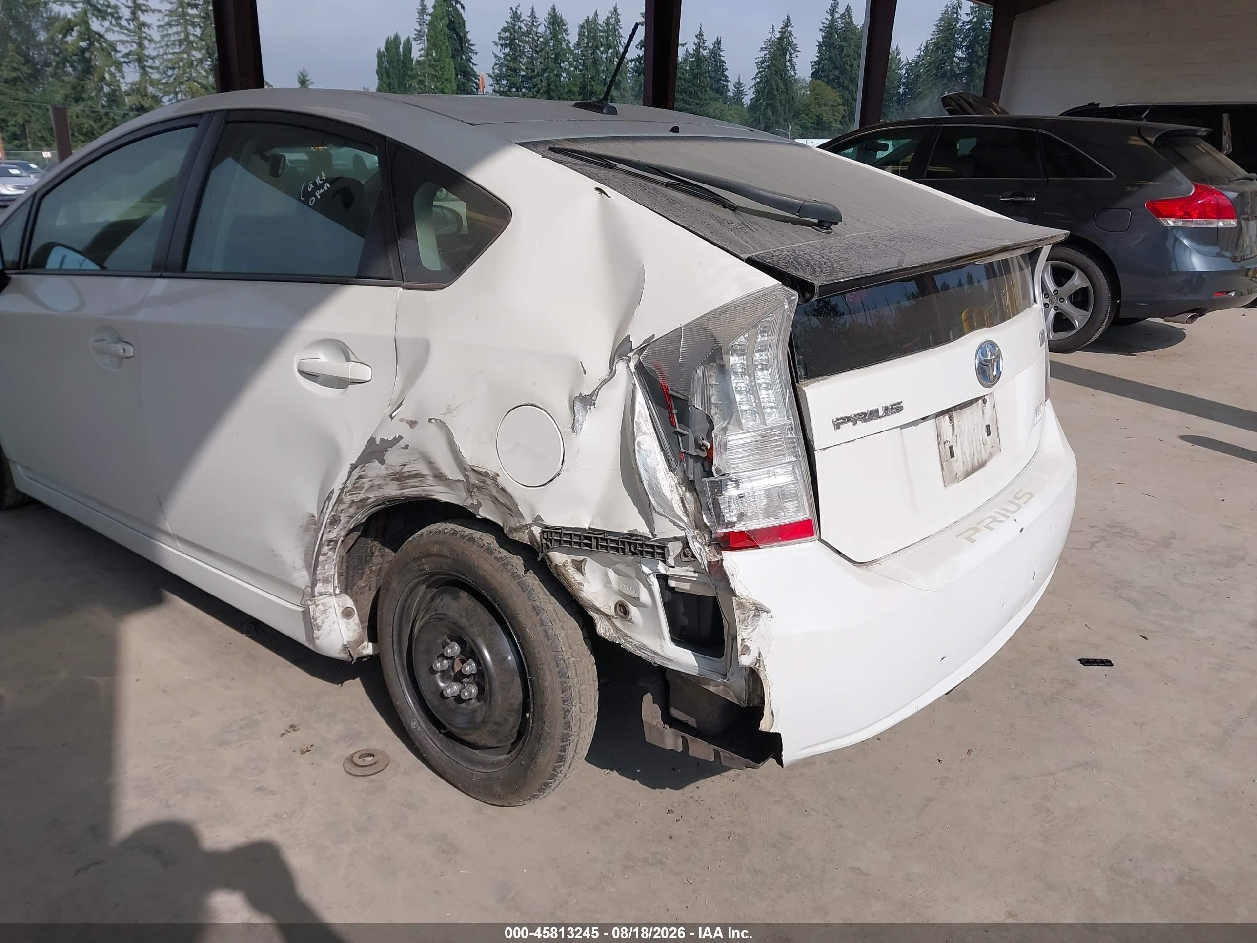 2011 Toyota Prius Four White vin: JTDKN3DU4B0328002