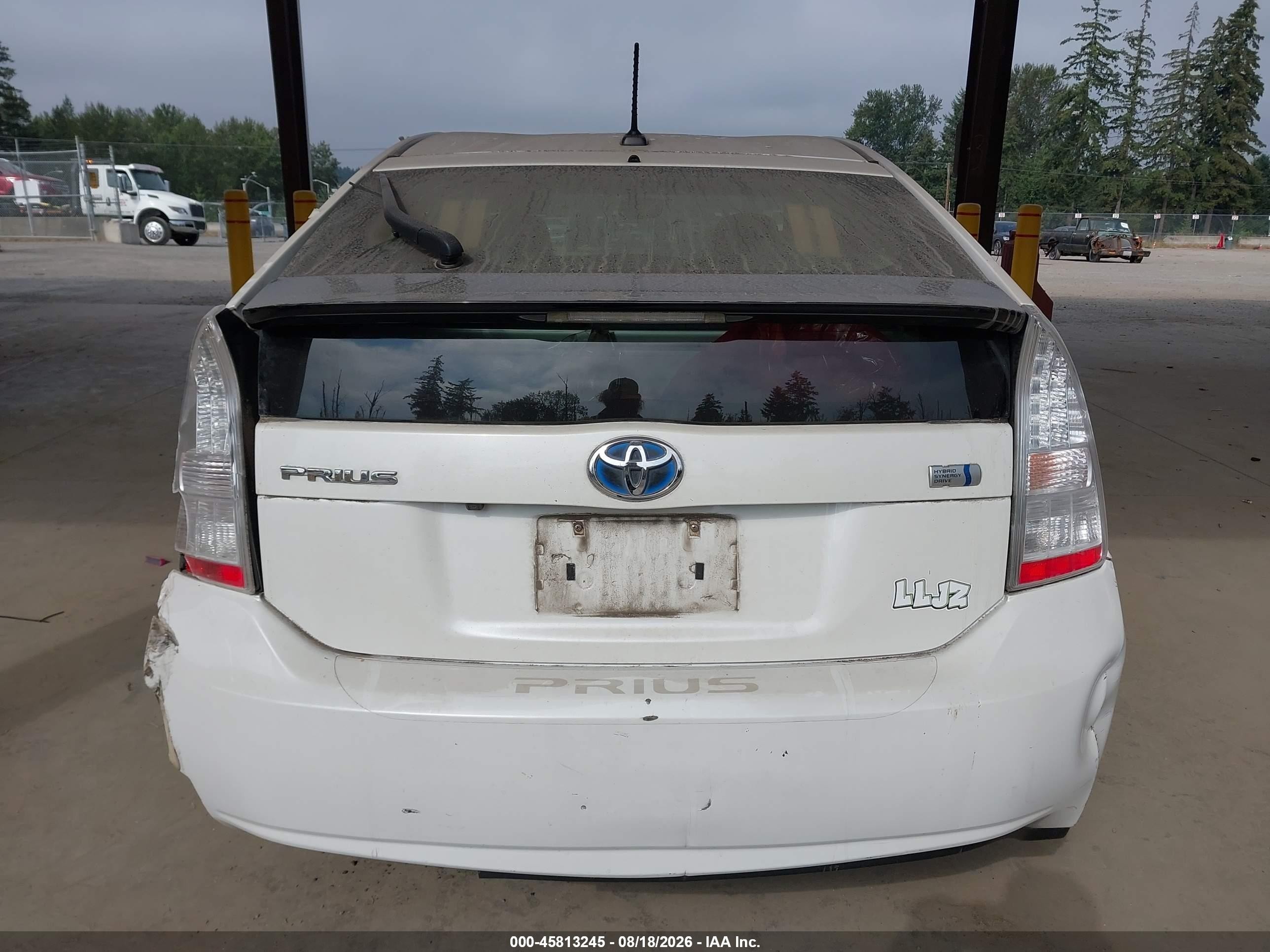 2011 Toyota Prius Four White vin: JTDKN3DU4B0328002