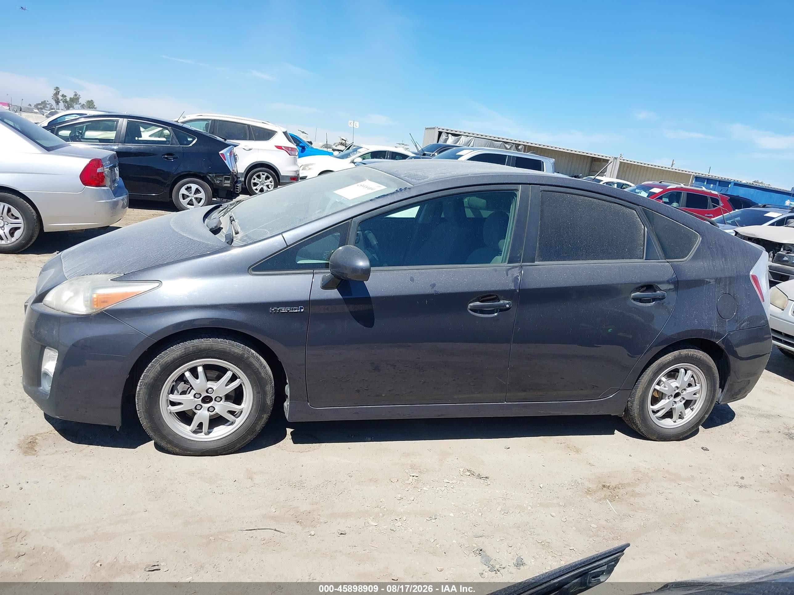 2011 Toyota Prius Two Gray vin: JTDKN3DU4B1420110
