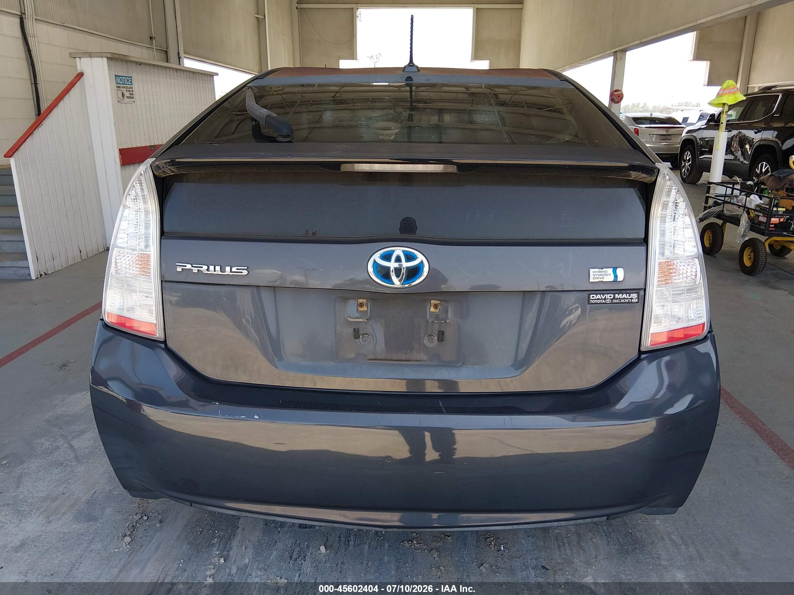 2011 Toyota Prius Two Gray vin: JTDKN3DU4B1432080