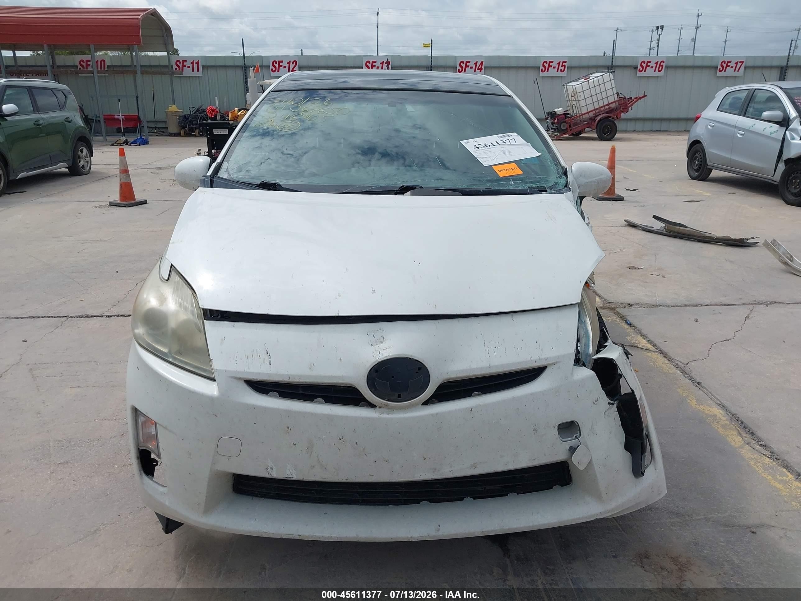 2011 Toyota Prius Three White vin: JTDKN3DU4B5246905