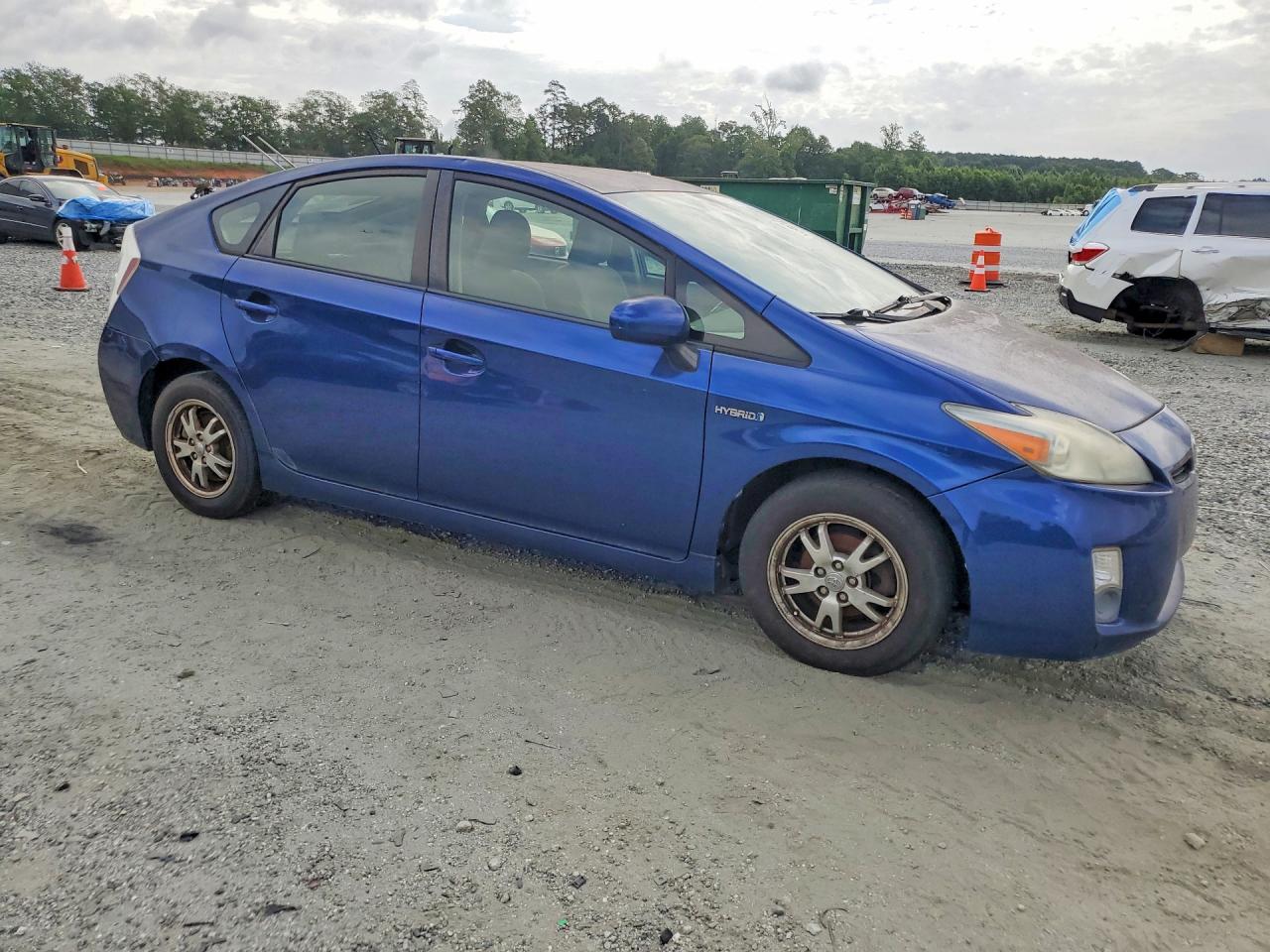 2011 Toyota Prius Three Blue vin: JTDKN3DU4B5304205