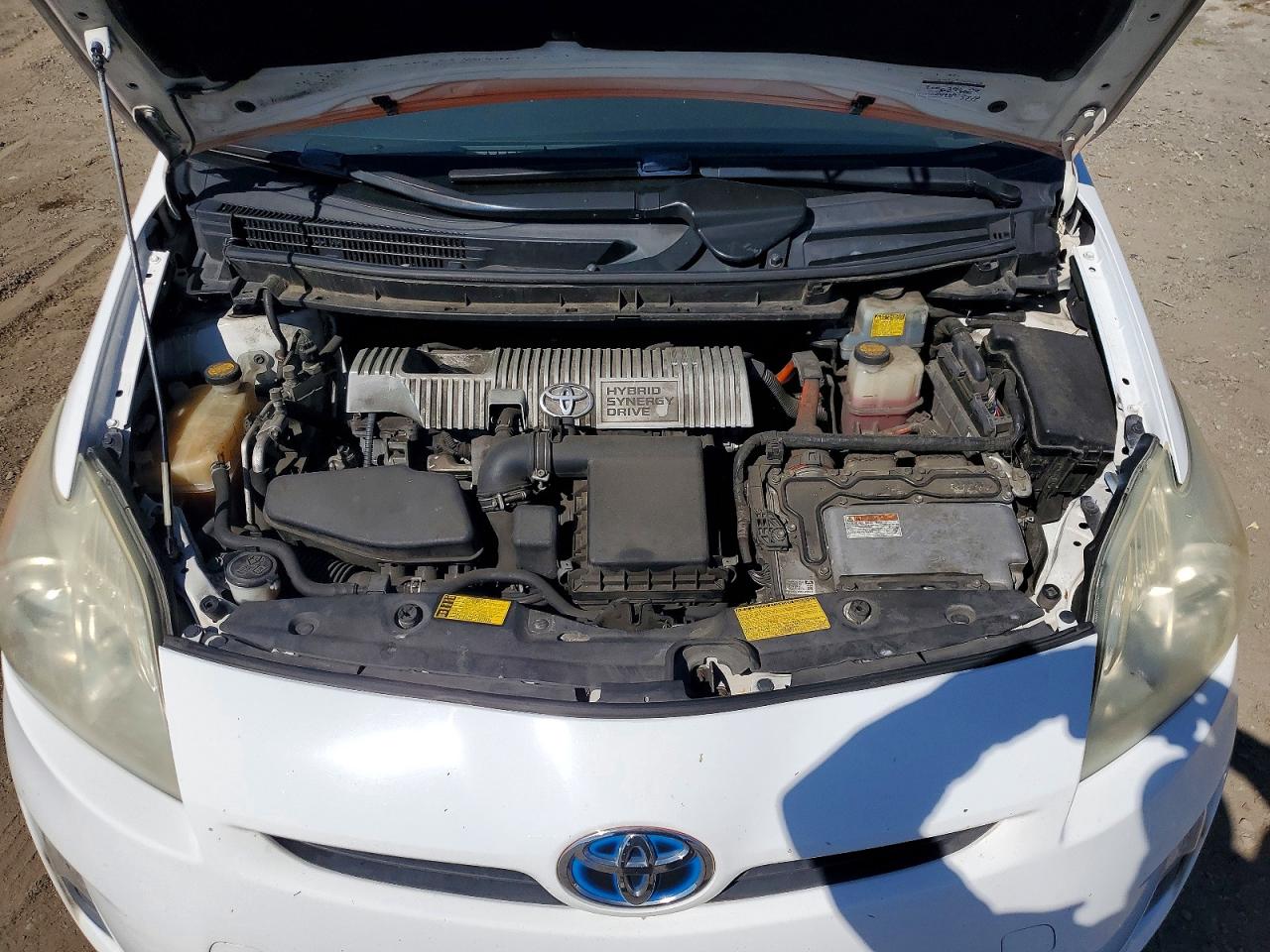 2011 Toyota Prius Two Белый vin: JTDKN3DU4B5328486