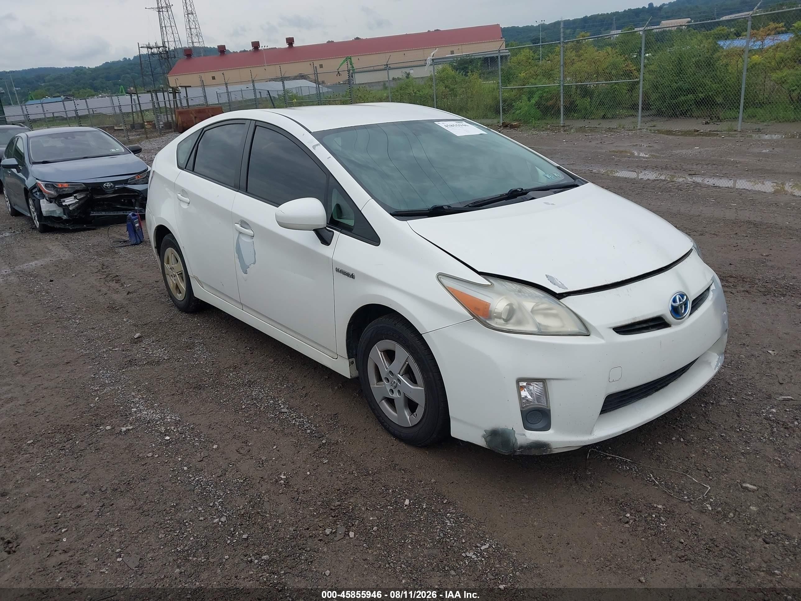 2011 Toyota Prius Two Белый vin: JTDKN3DU4B5330495