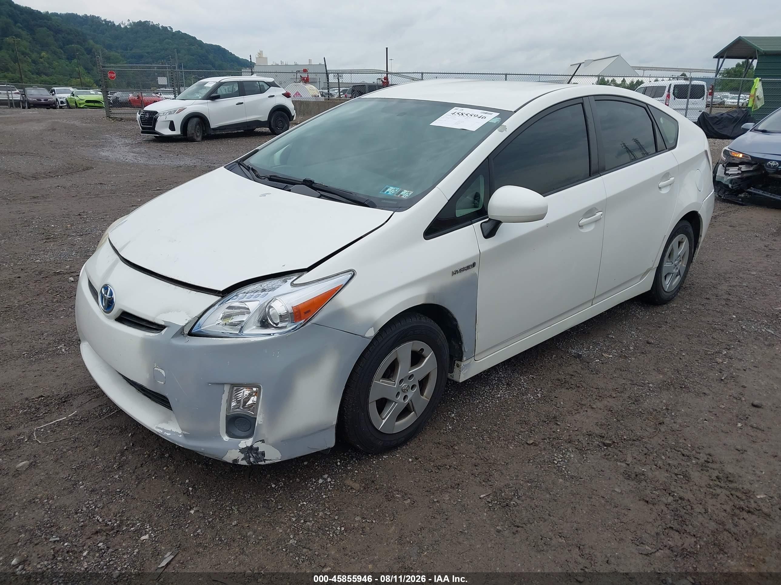 2011 Toyota Prius Two Белый vin: JTDKN3DU4B5330495
