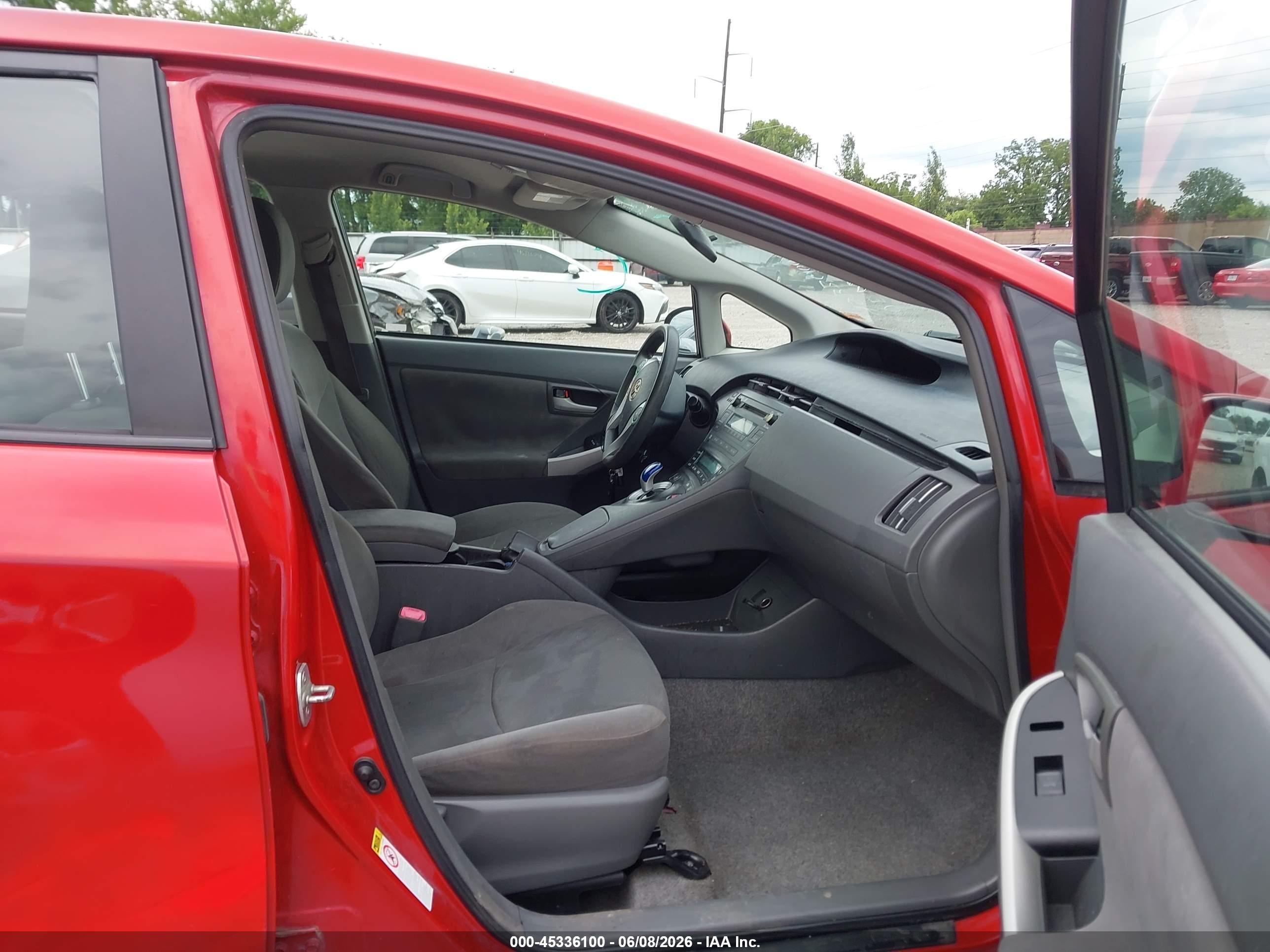 2011 Toyota Prius Three Red vin: JTDKN3DU4B5367594