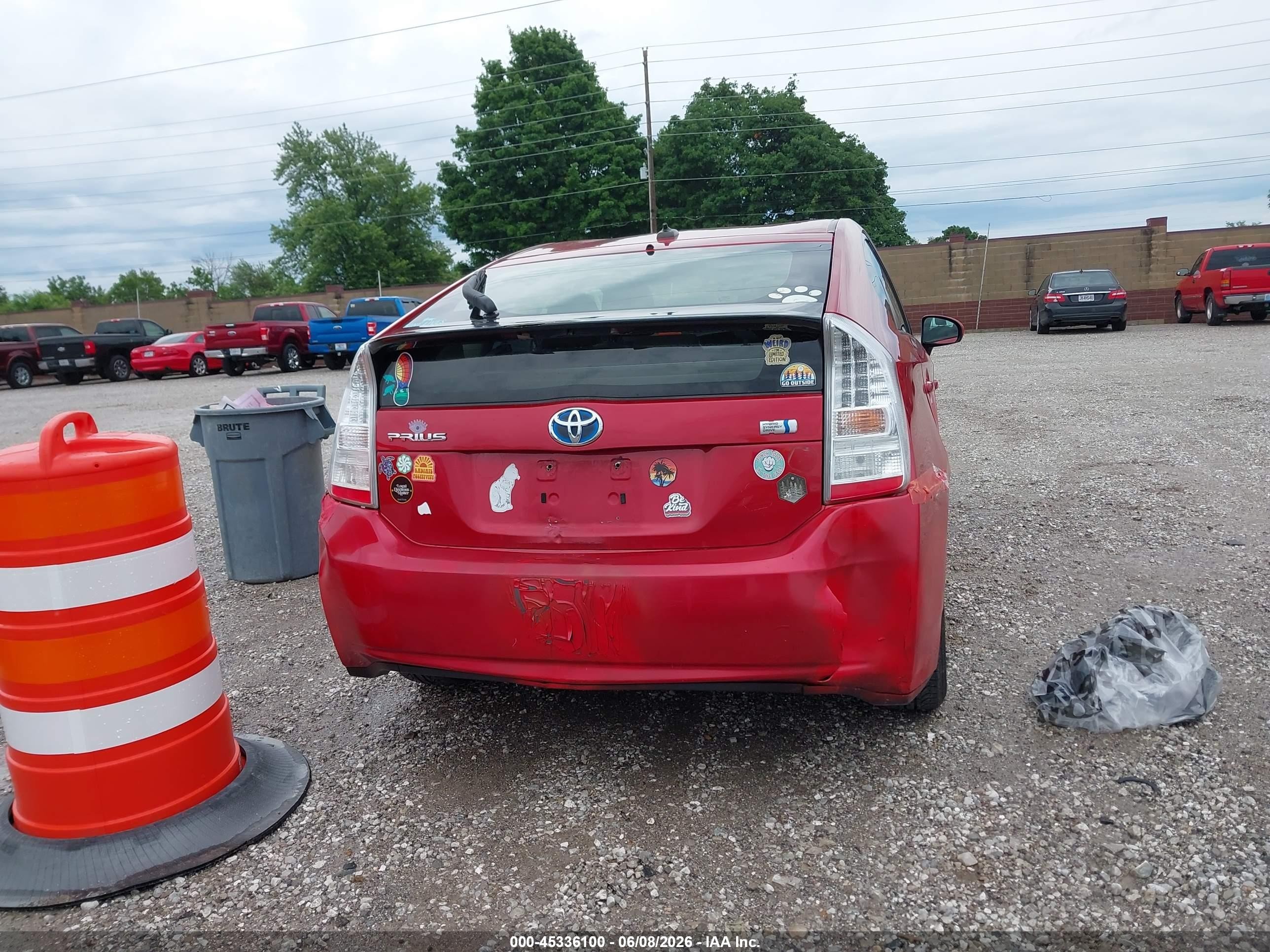 2011 Toyota Prius Three Red vin: JTDKN3DU4B5367594