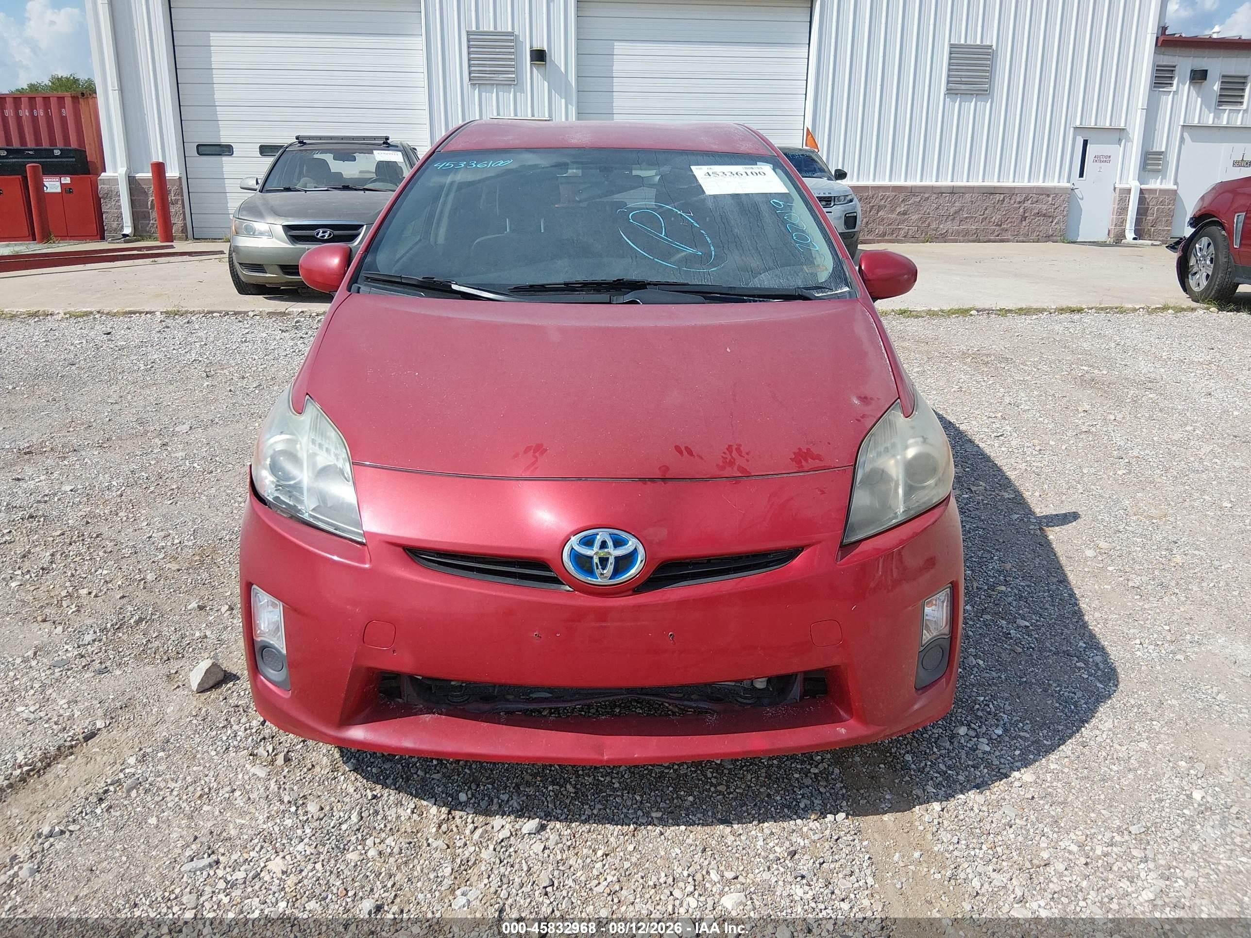 2011 Toyota Prius   Red vin: JTDKN3DU4B5367594
