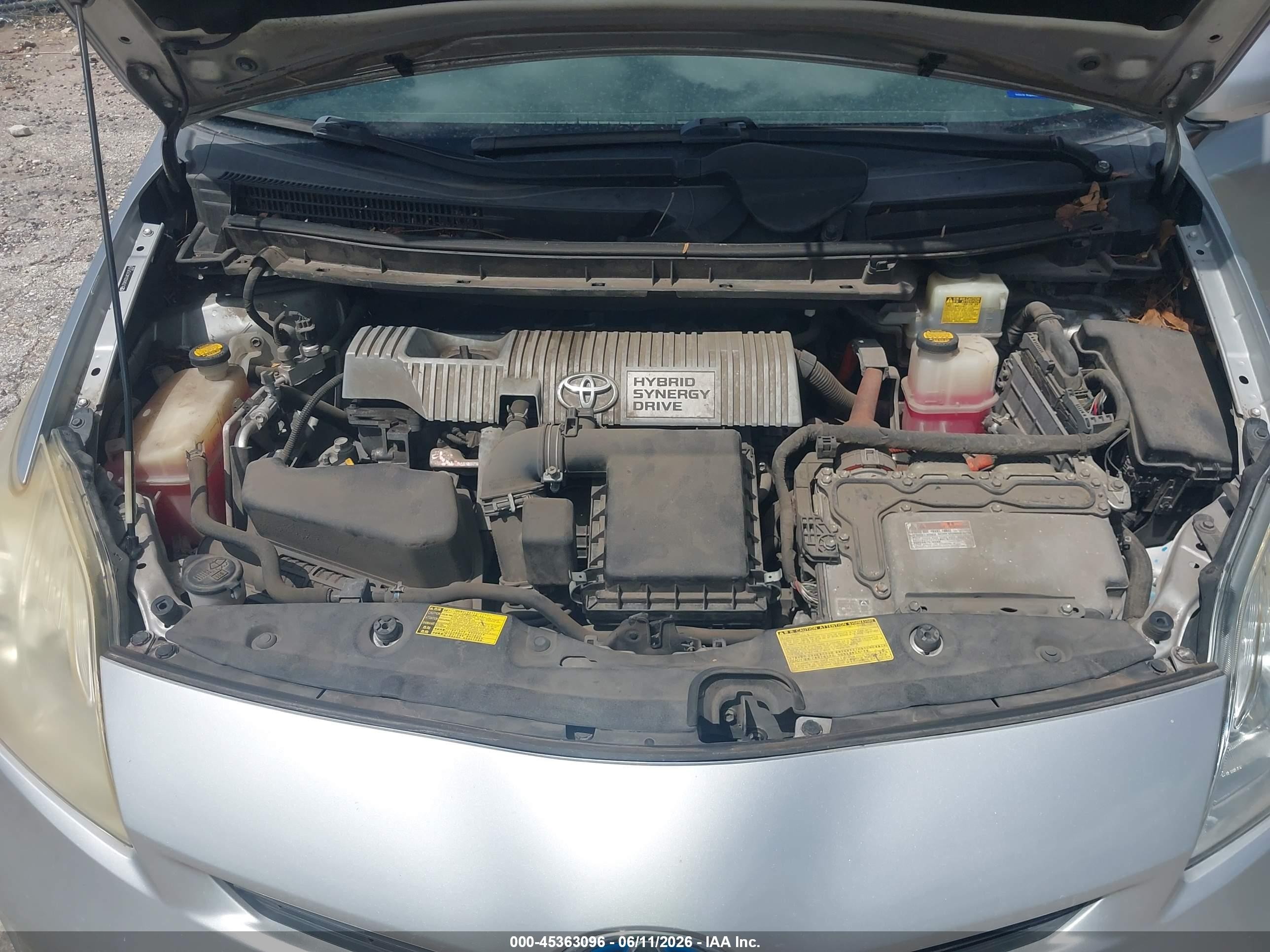 2012 Toyota Prius Two Серебряный vin: JTDKN3DU4C1525358