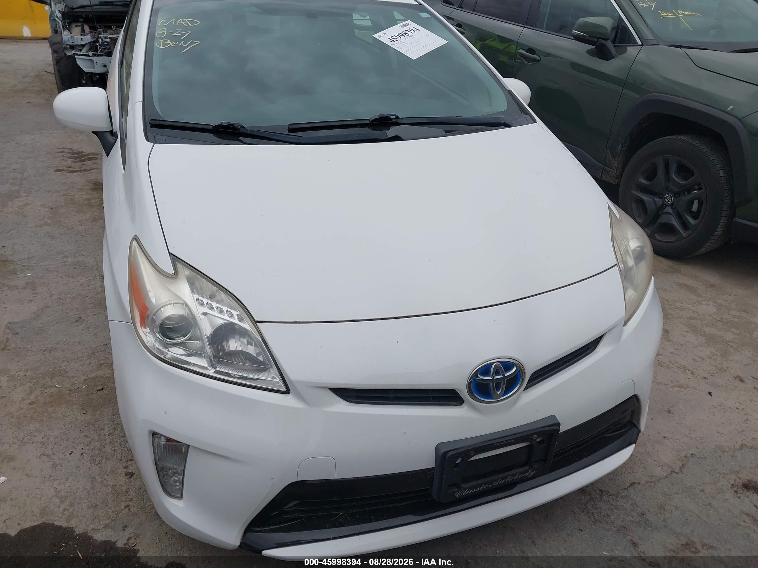 2012 Toyota Prius Three White vin: JTDKN3DU4C5477515