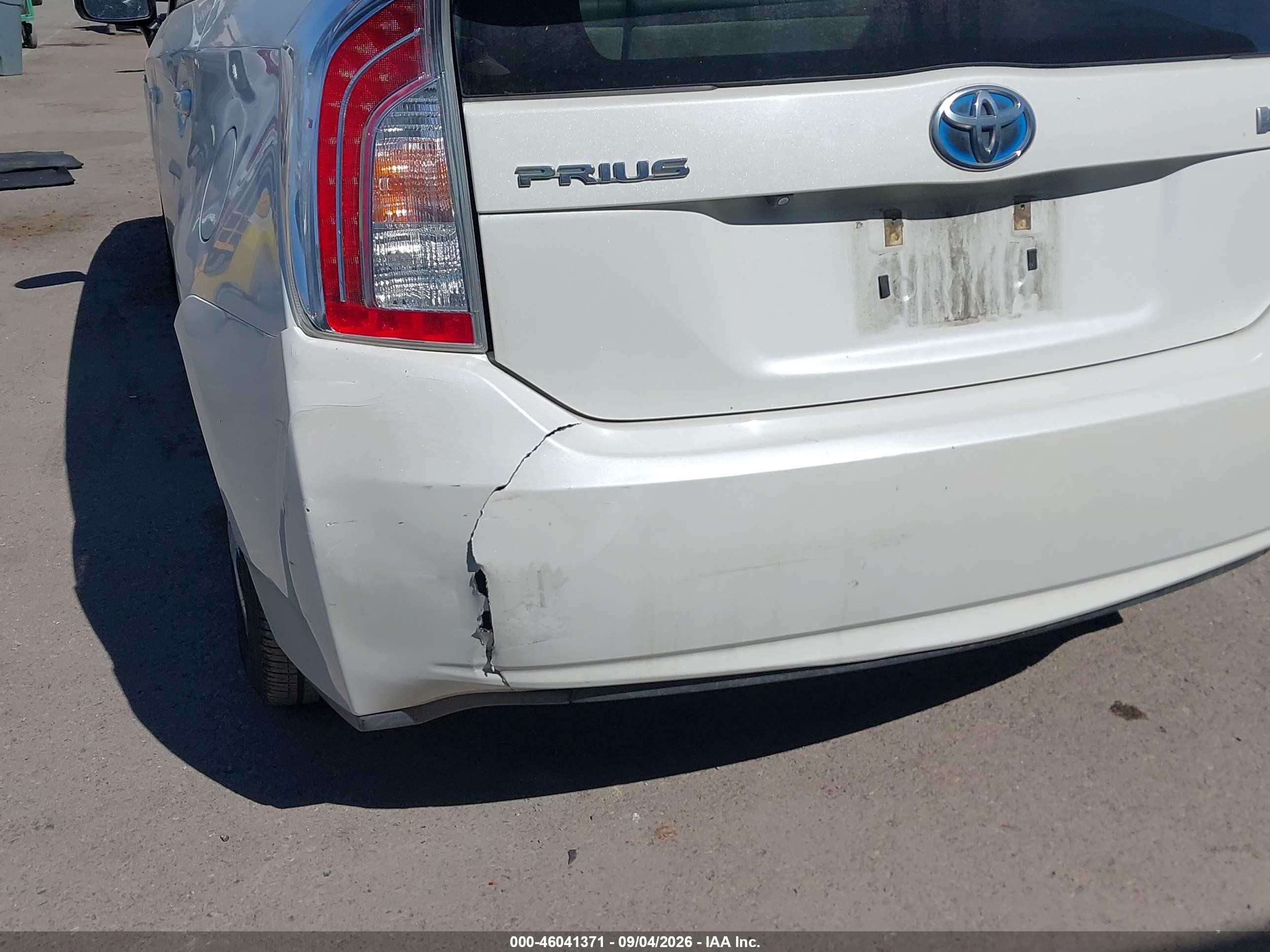 2012 Toyota Prius Four White vin: JTDKN3DU4C5485064