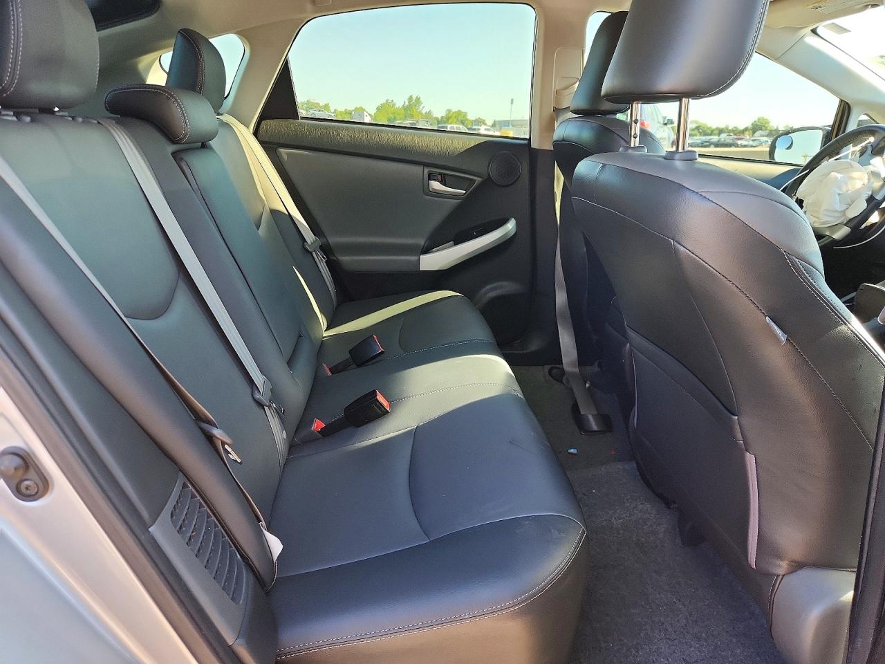 2012 Toyota Prius Four Silver vin: JTDKN3DU4C5489583