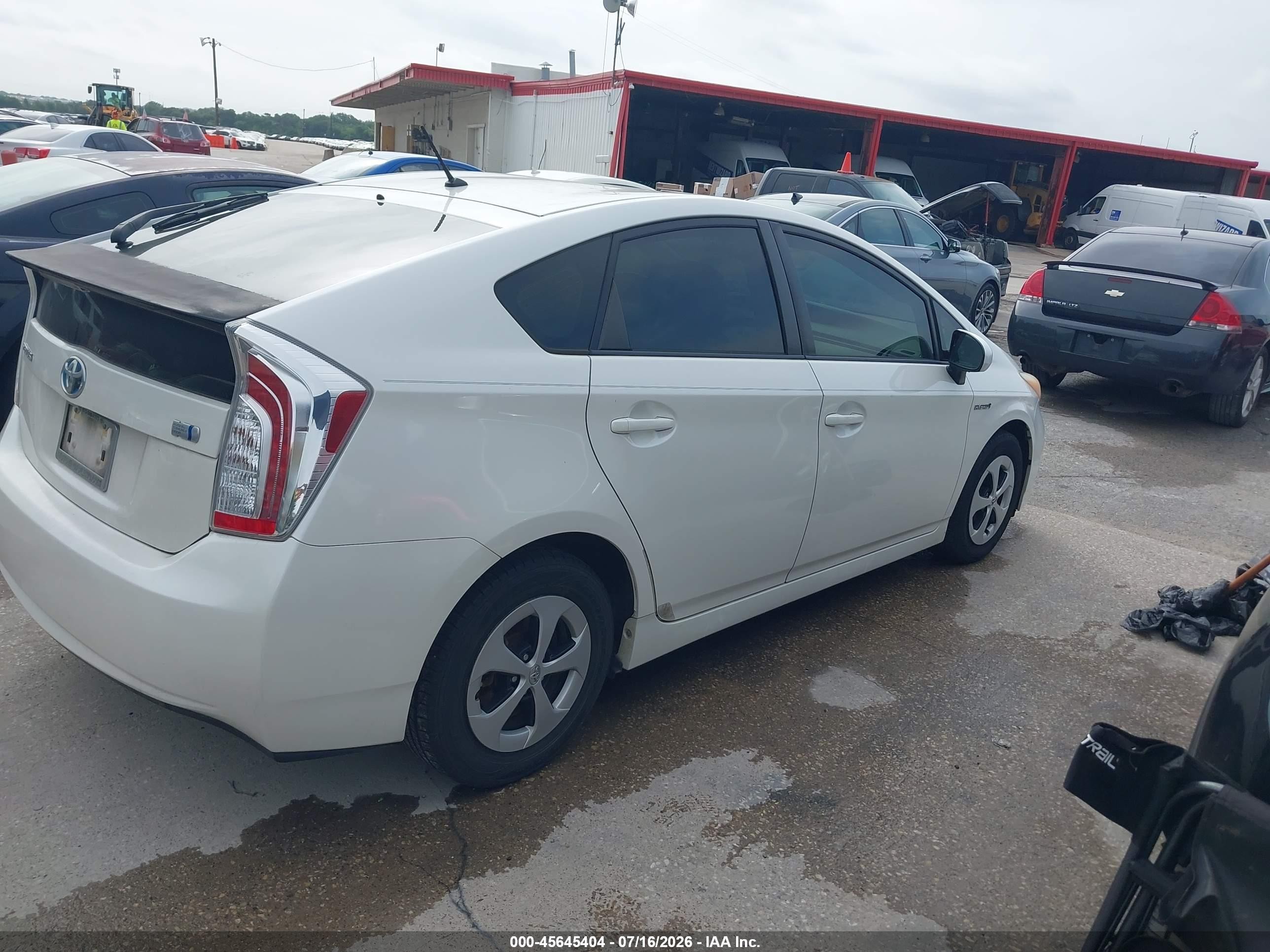 2012 Toyota Prius Two Белый vin: JTDKN3DU4C5503496