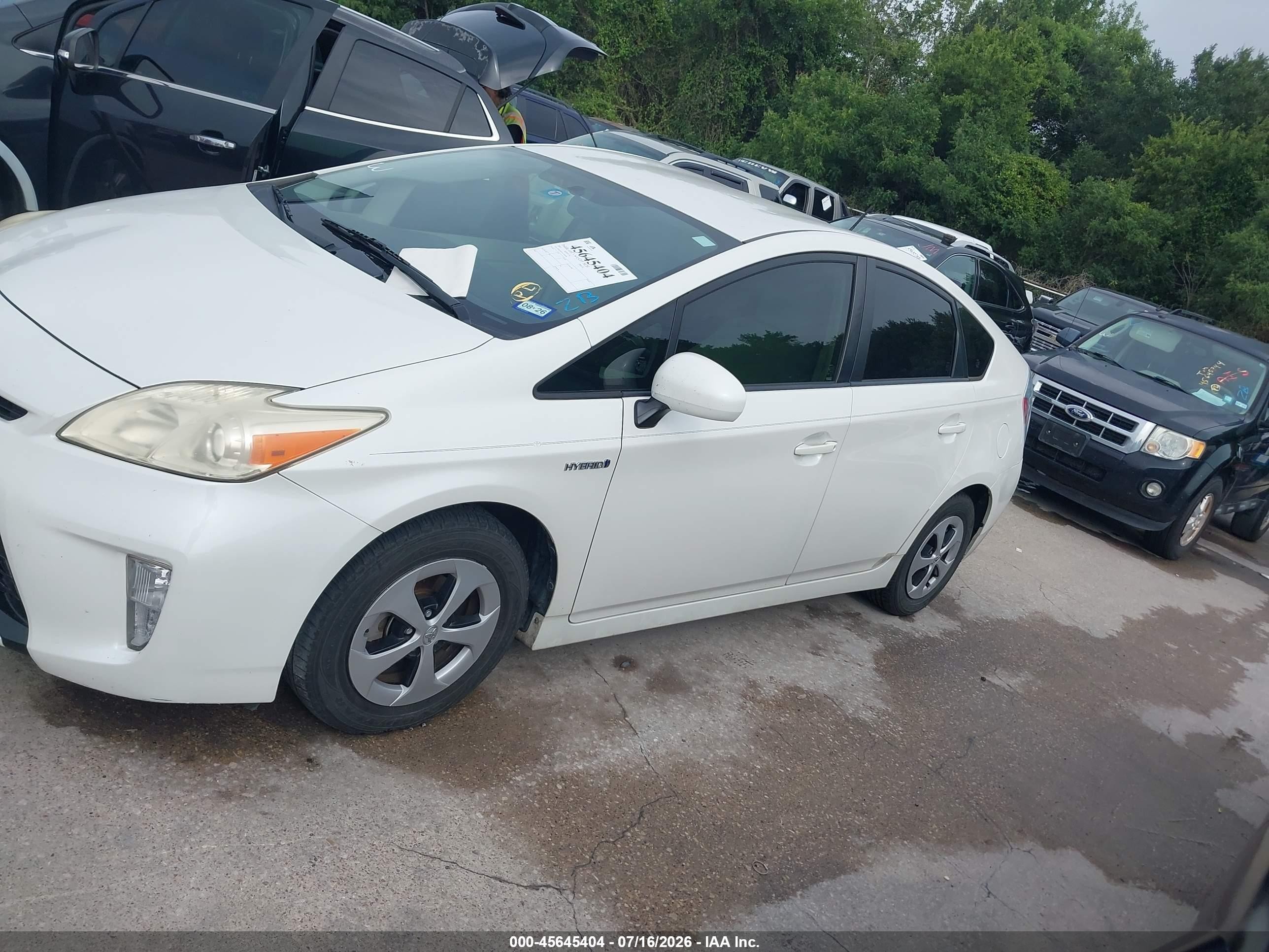 2012 Toyota Prius Two Белый vin: JTDKN3DU4C5503496