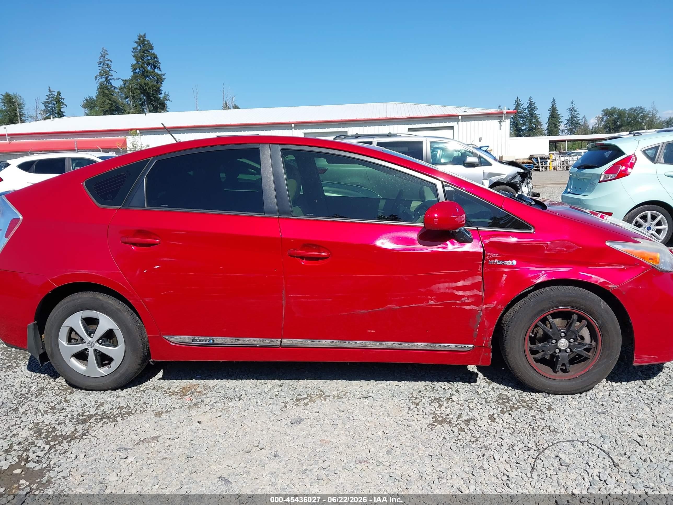 2013 Toyota Prius Three Red vin: JTDKN3DU4D0349905