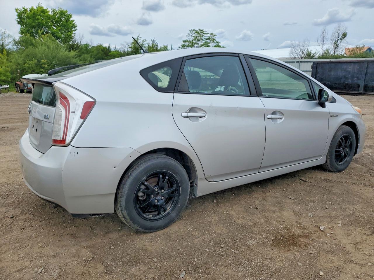 2013 Toyota Prius Two Silver vin: JTDKN3DU4D0349936