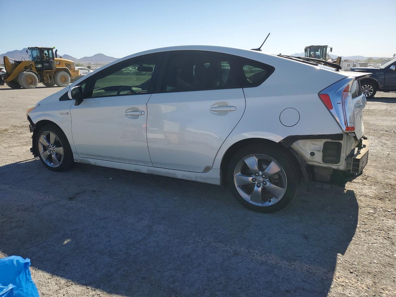 2013 Toyota Prius Persona Series Se Белый vin: JTDKN3DU4D1664133