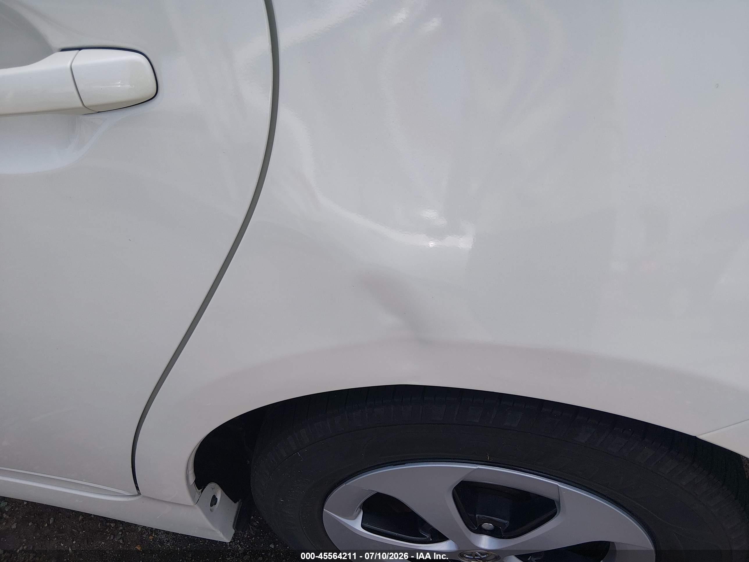 2013 Toyota Prius Three Белый vin: JTDKN3DU4D1720930