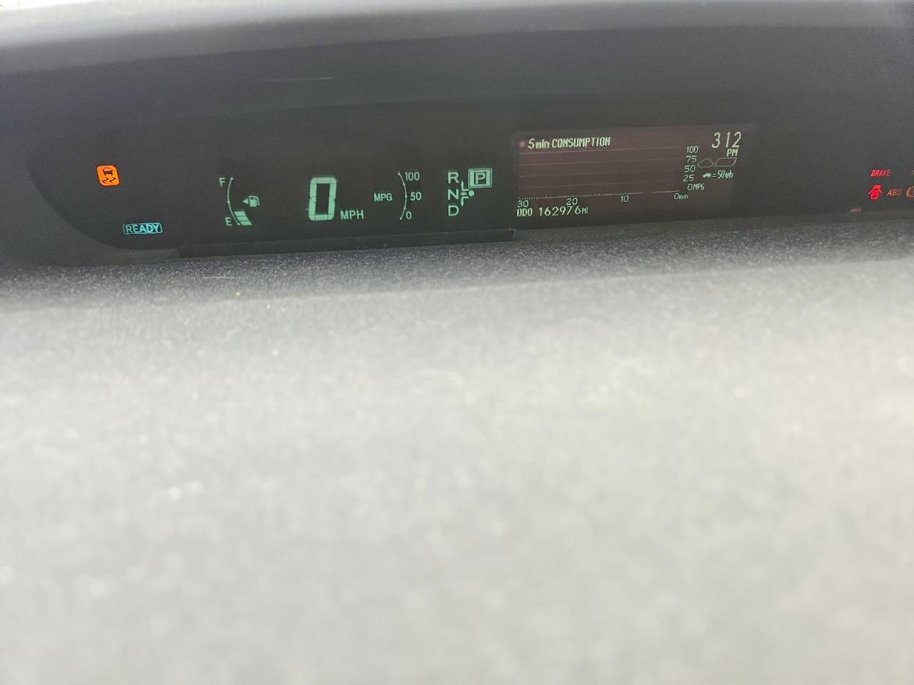 2013 Toyota Prius Four Бирюзовый vin: JTDKN3DU4D1733564