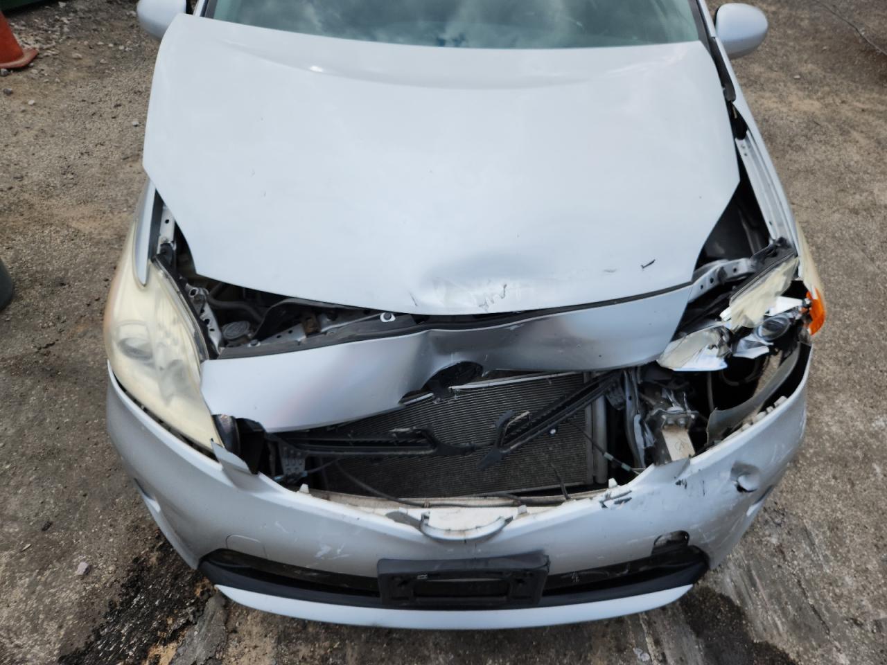 2013 Toyota Prius Two Silver vin: JTDKN3DU4D5540064