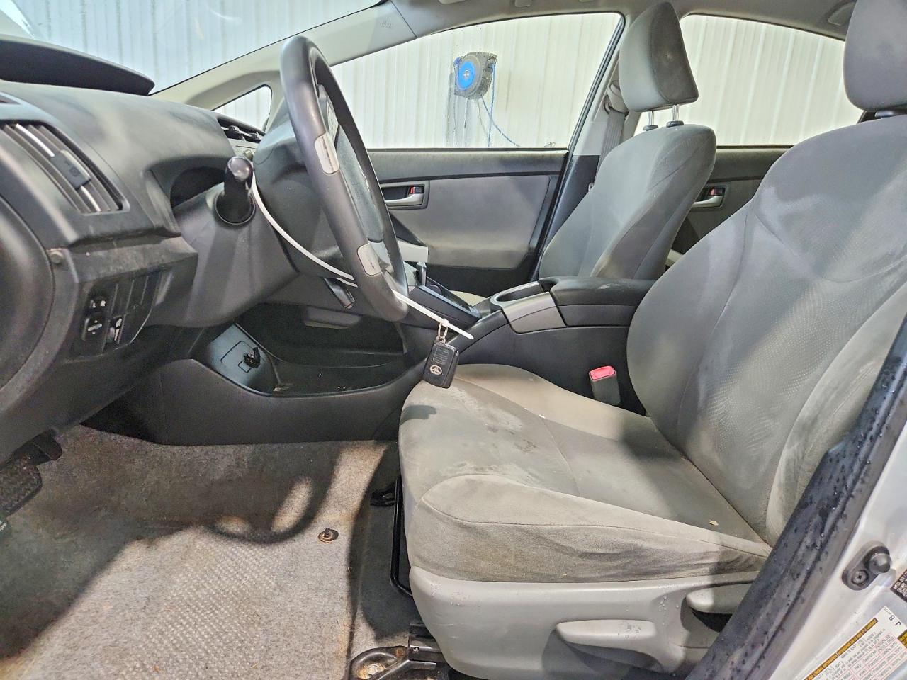 2013 Toyota Prius Three Silver vin: JTDKN3DU4D5542932