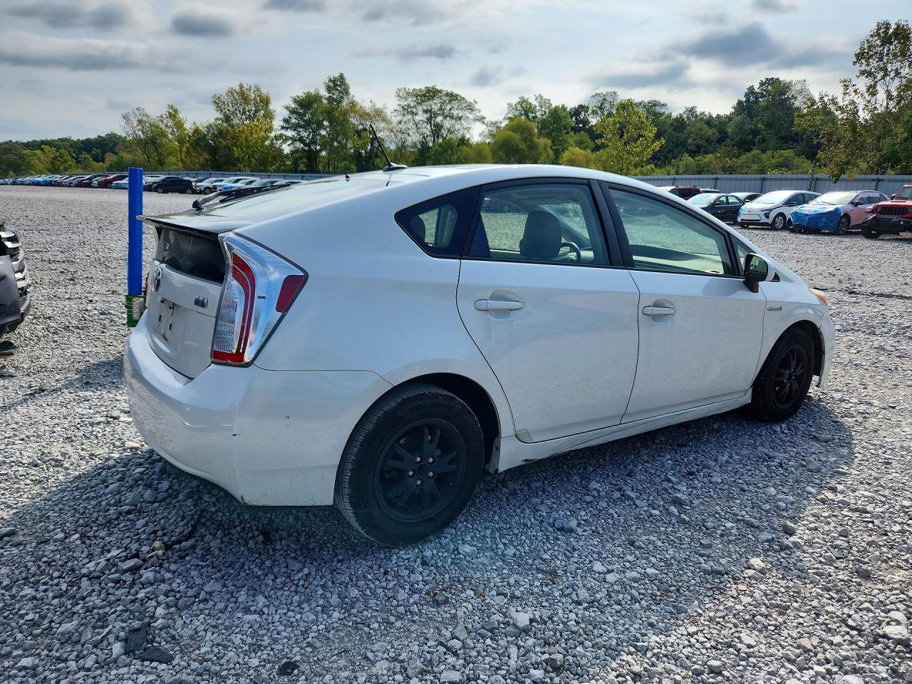 2013 Toyota Prius Four White vin: JTDKN3DU4D5679014