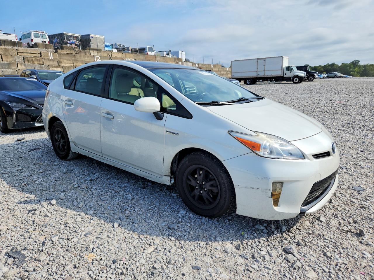 2013 Toyota Prius Four White vin: JTDKN3DU4D5679014