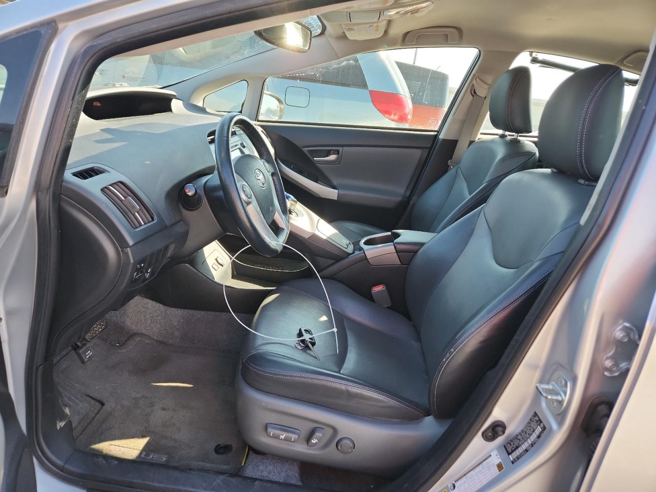 2014 Toyota Prius Silver vin: JTDKN3DU4E0366754