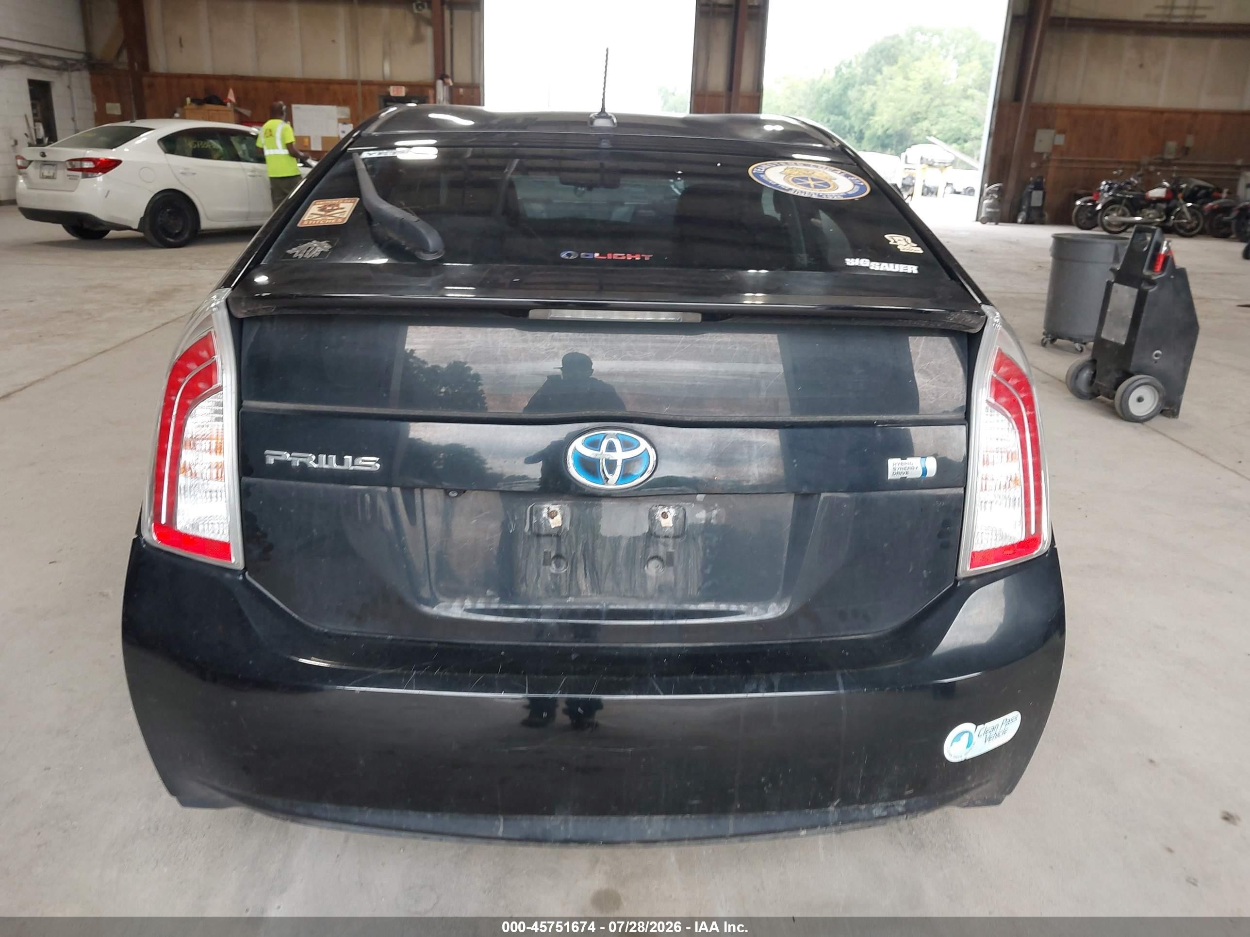 2014 Toyota Prius Three Черный vin: JTDKN3DU4E0380802