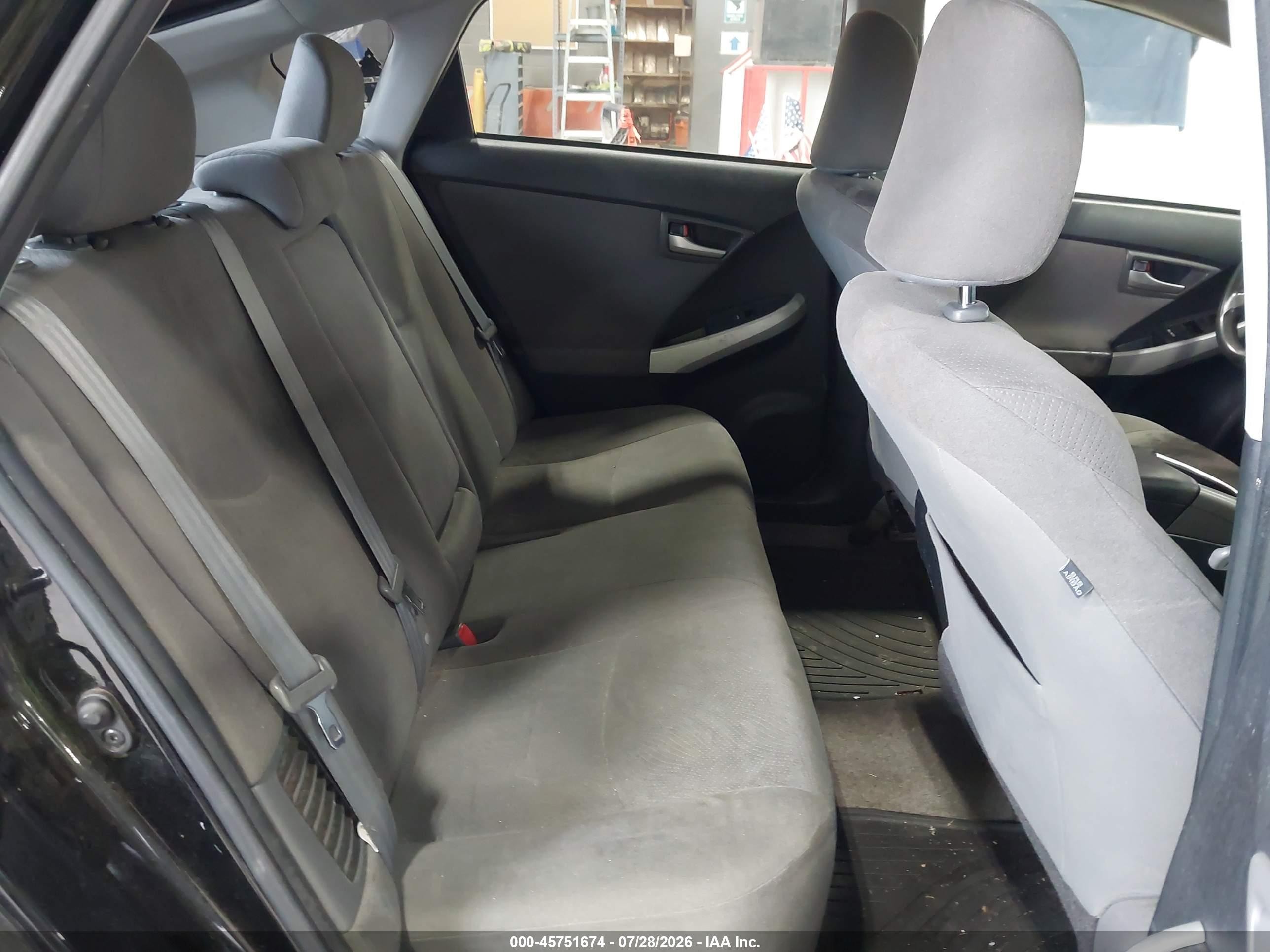 2014 Toyota Prius Three Черный vin: JTDKN3DU4E0380802