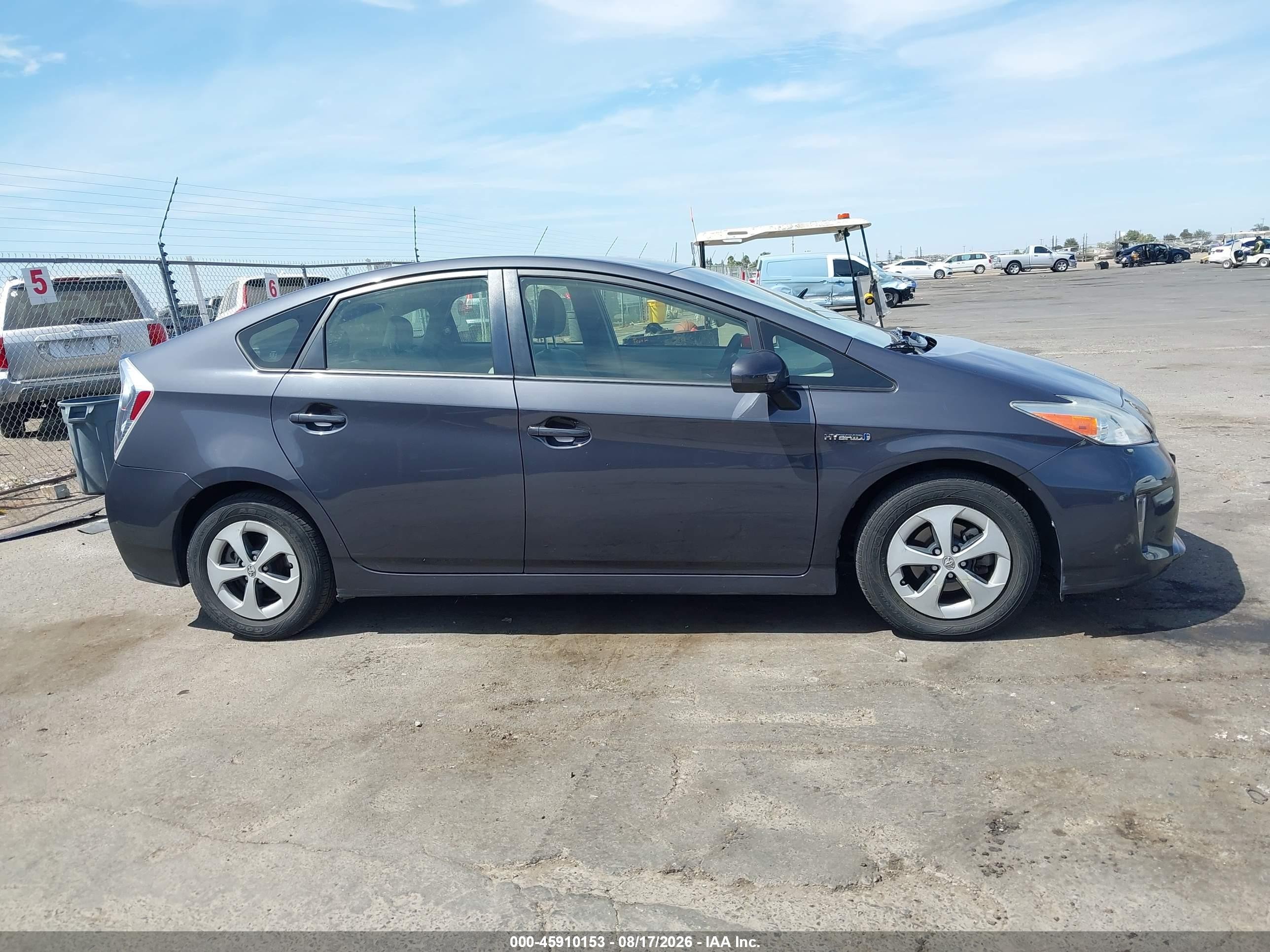 2014 Toyota Prius Two Gray vin: JTDKN3DU4E1749992