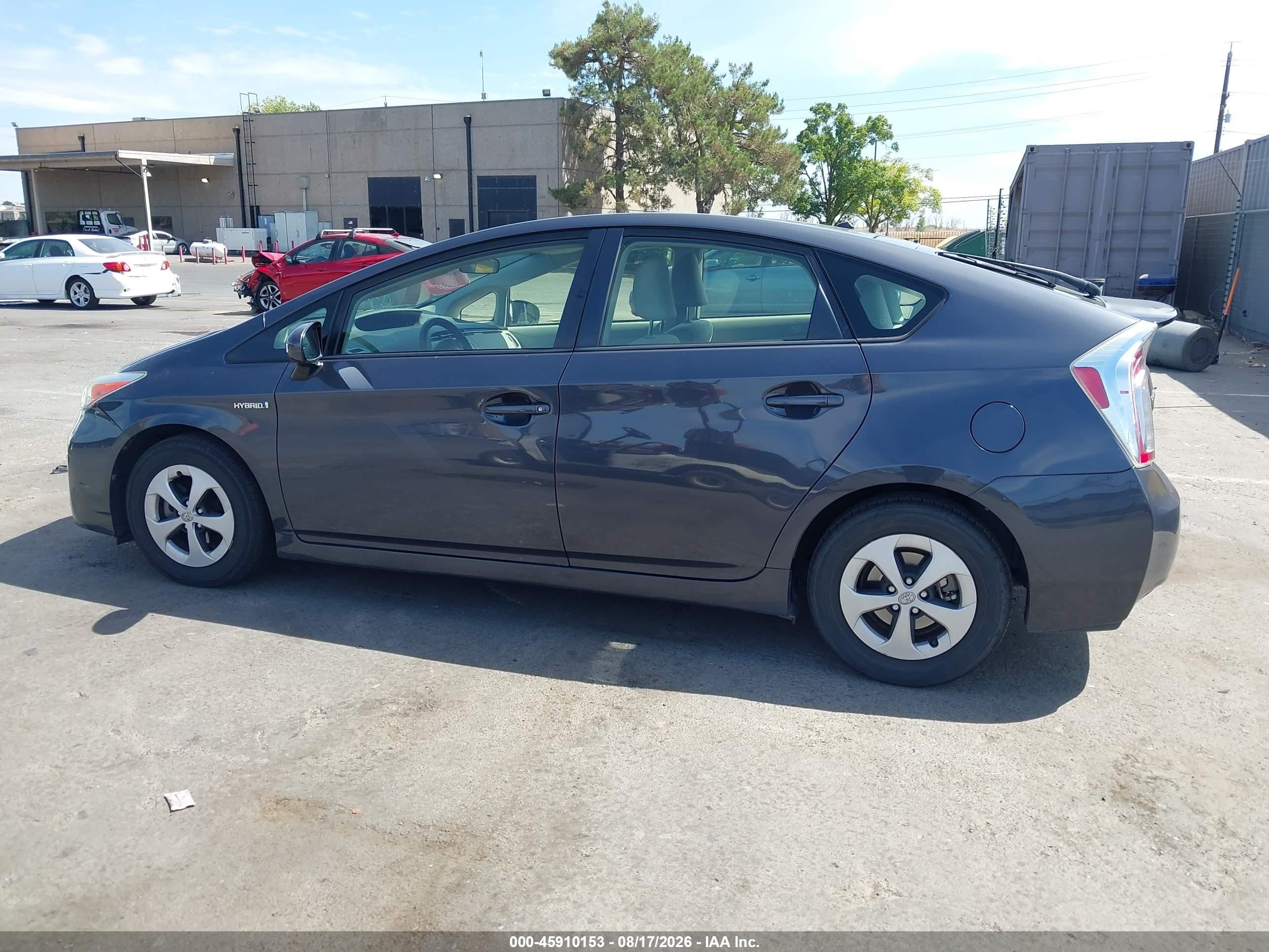 2014 Toyota Prius Two Gray vin: JTDKN3DU4E1749992