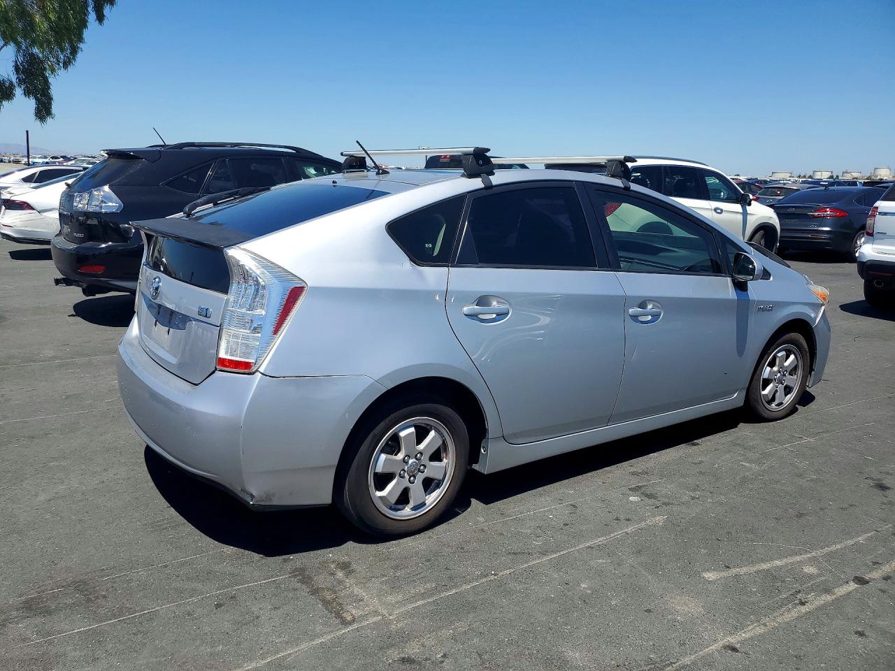 2014 Toyota Prius Two Silver vin: JTDKN3DU4E1752293