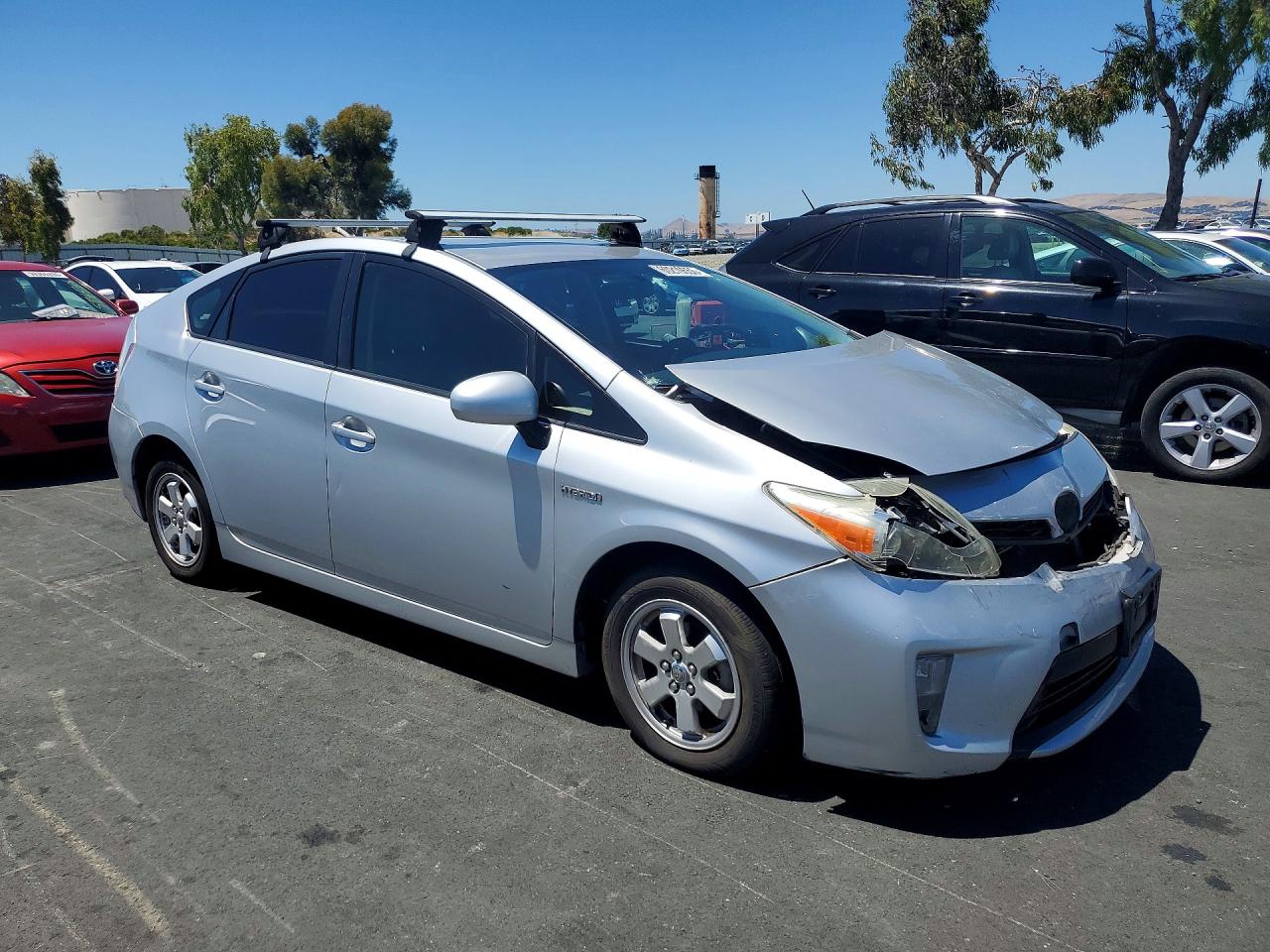 2014 Toyota Prius Two Silver vin: JTDKN3DU4E1752293