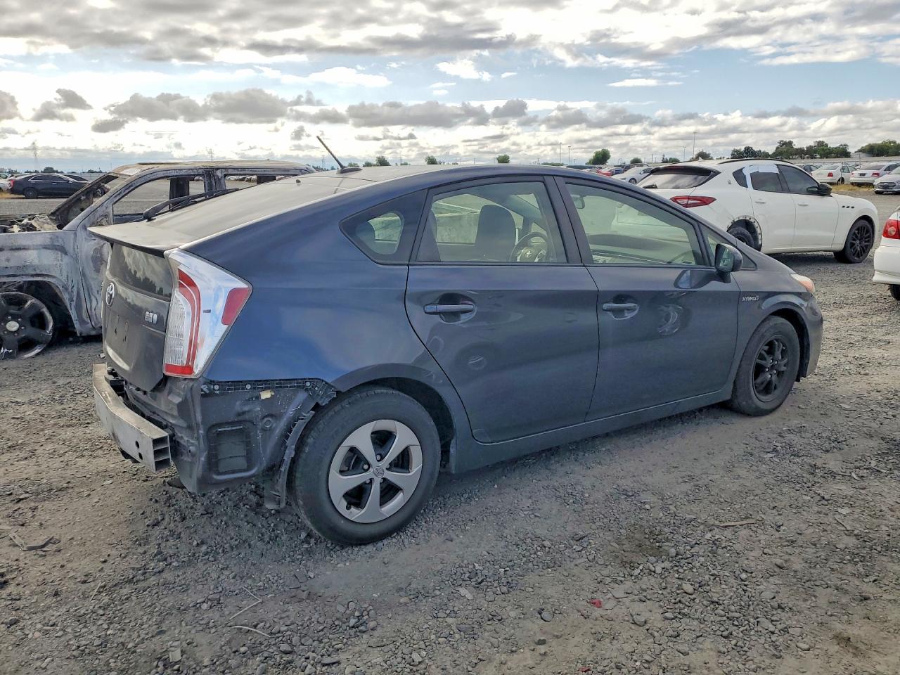 2014 Toyota Prius Three Charcoal vin: JTDKN3DU4E1780160