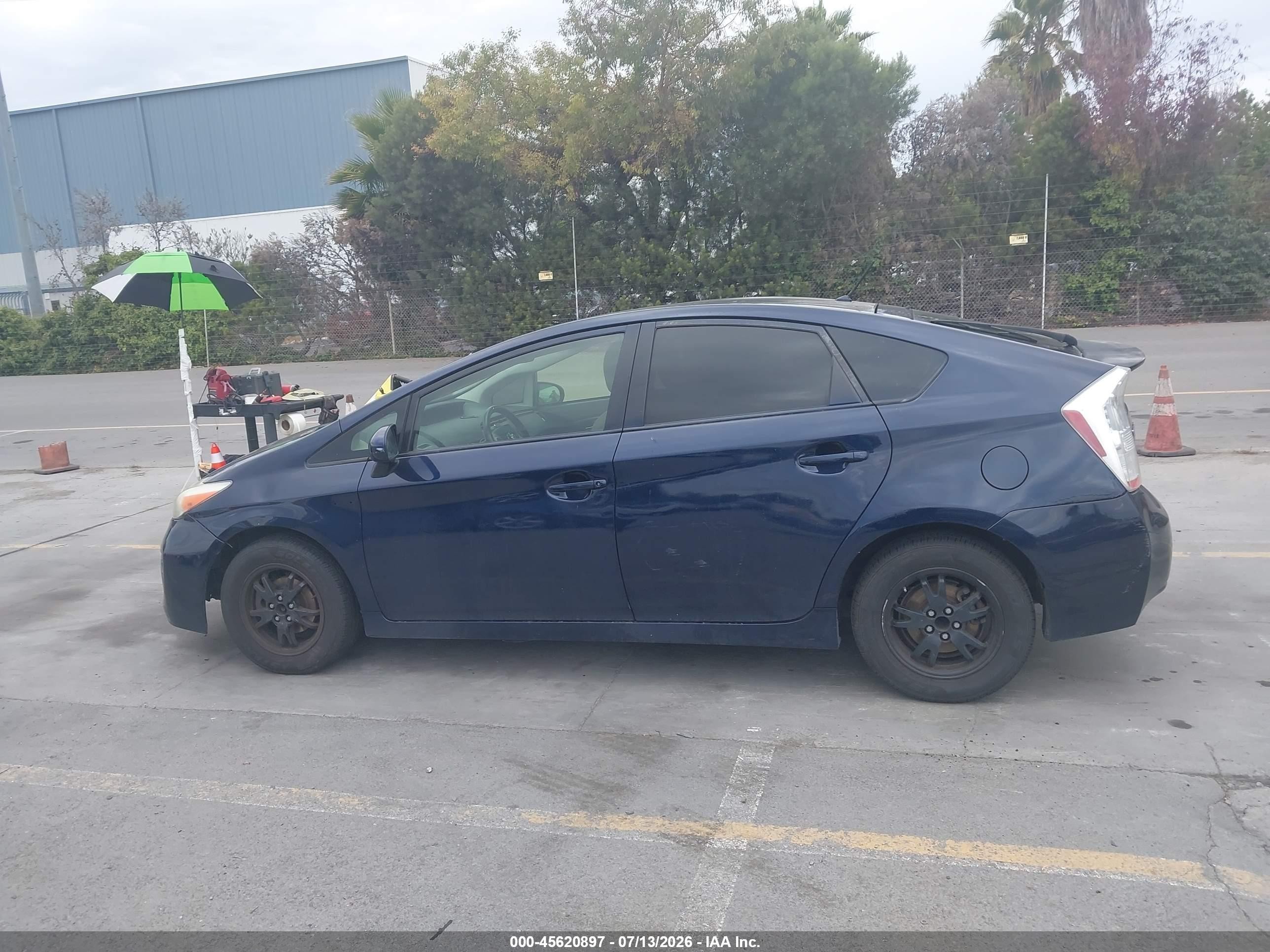 2015 Toyota Prius Two Blue vin: JTDKN3DU4F0414707