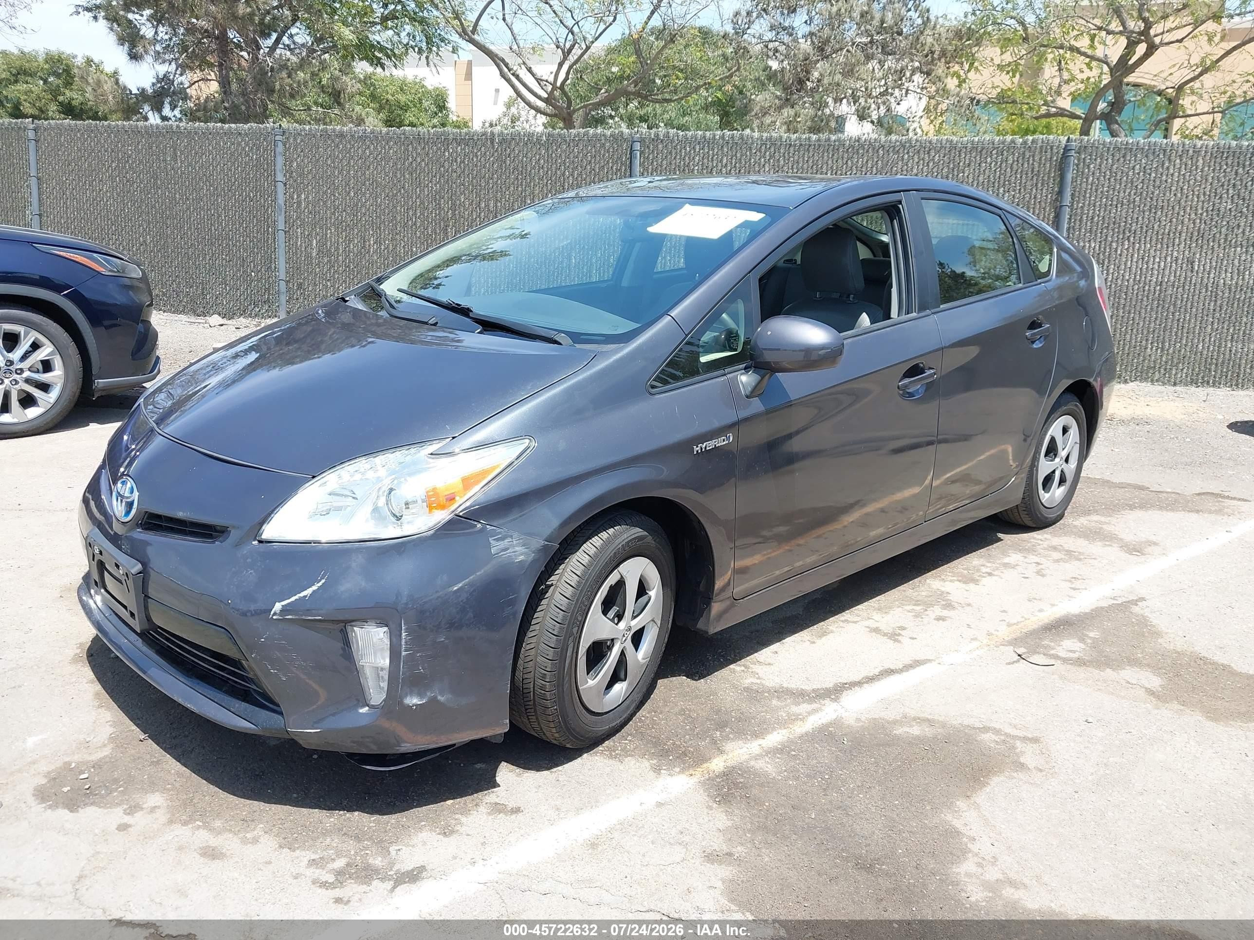 2015 Toyota Prius Two Gray vin: JTDKN3DU4F0426517