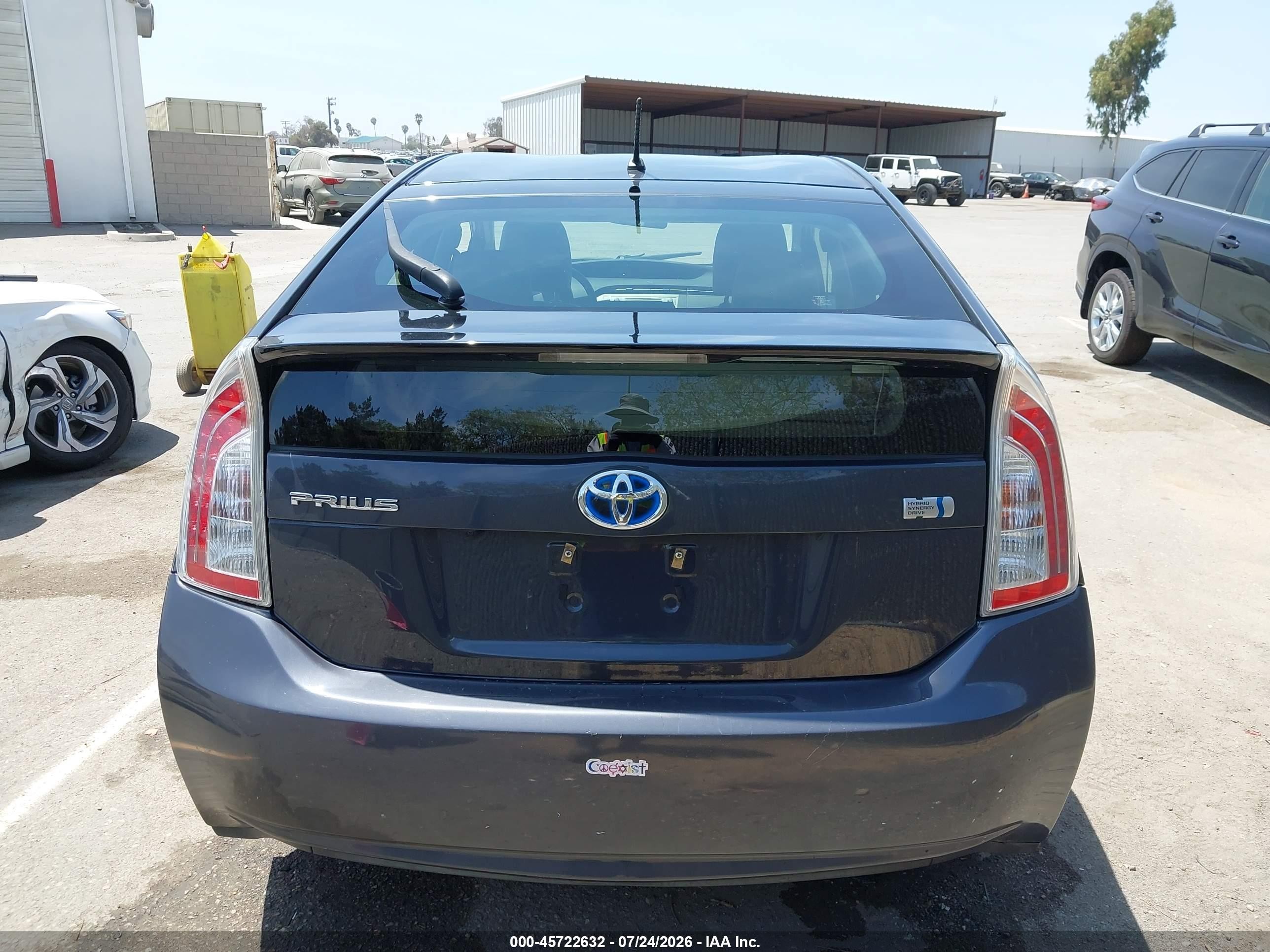 2015 Toyota Prius Two Gray vin: JTDKN3DU4F0426517