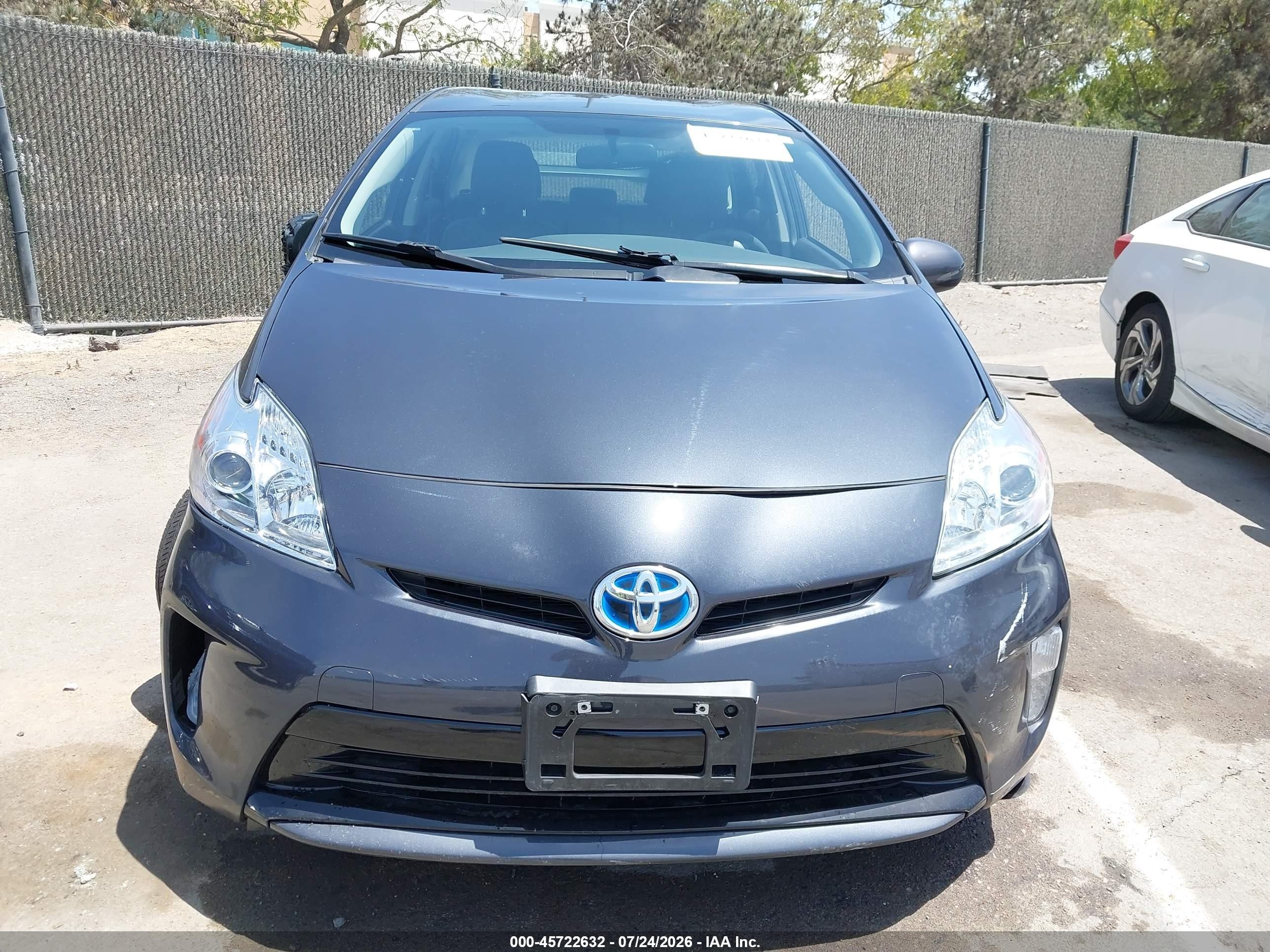 2015 Toyota Prius Two Gray vin: JTDKN3DU4F0426517