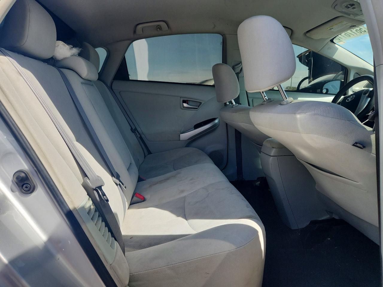 2015 Toyota Prius Three Silver vin: JTDKN3DU4F0428946