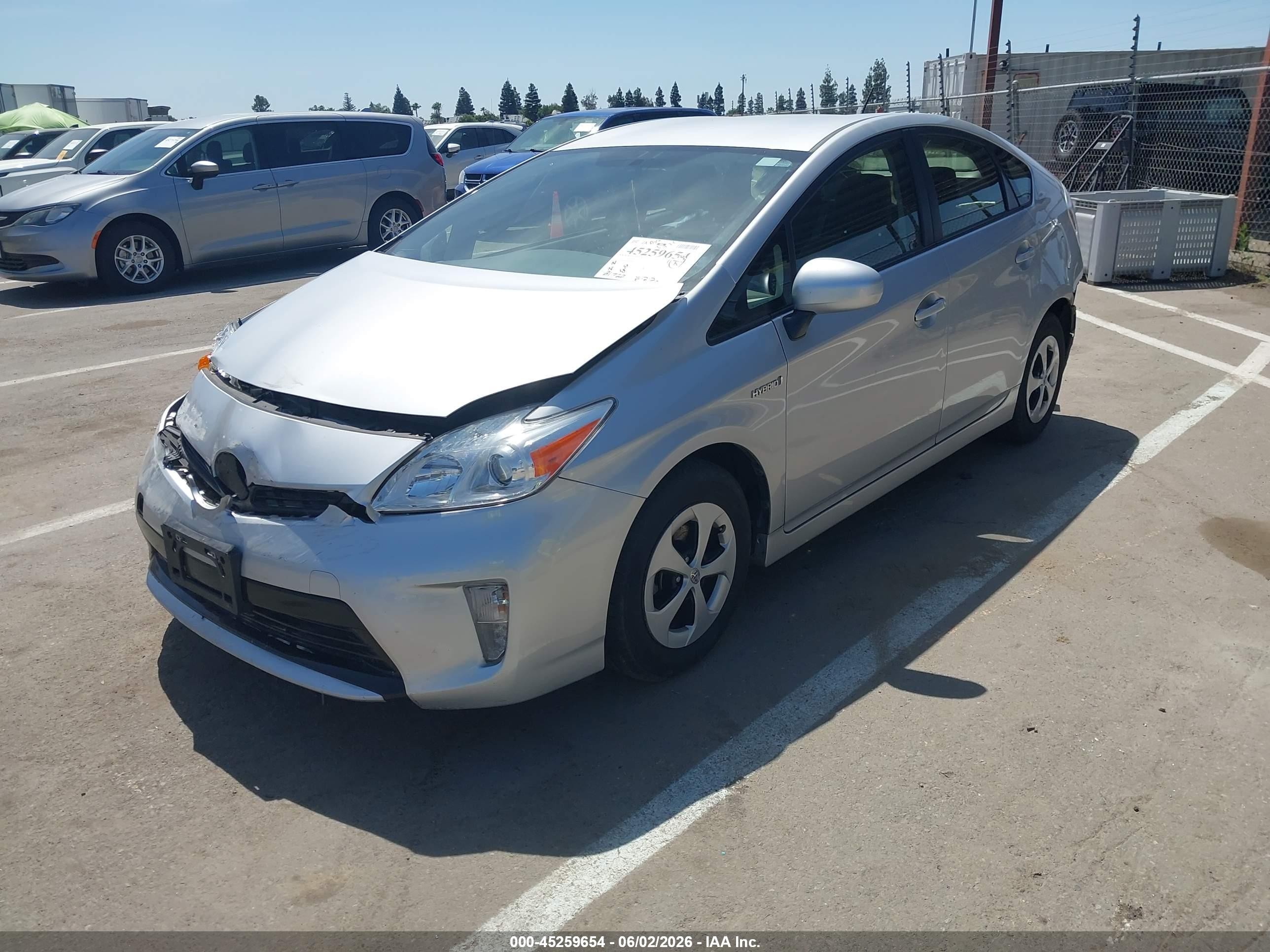 2015 Toyota Prius Two Silver vin: JTDKN3DU4F0458223