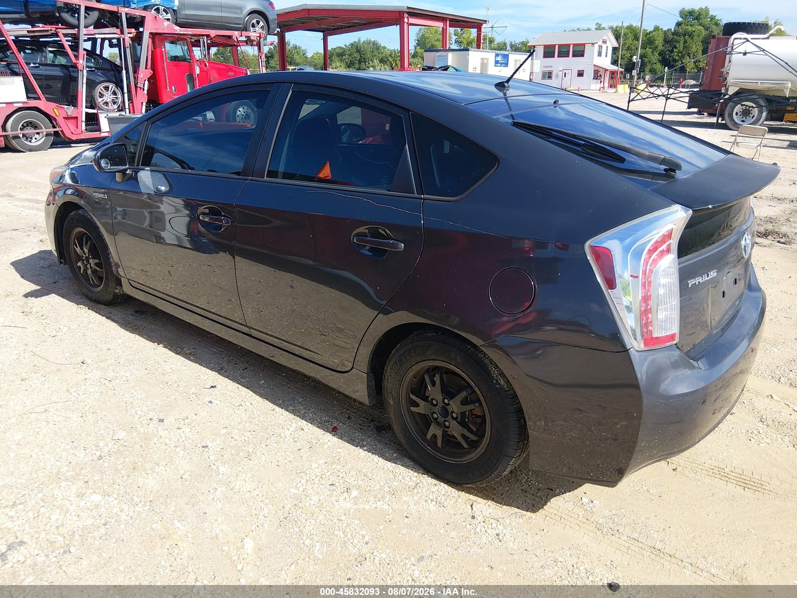 2015 Toyota Prius Two Серый vin: JTDKN3DU4F0463082