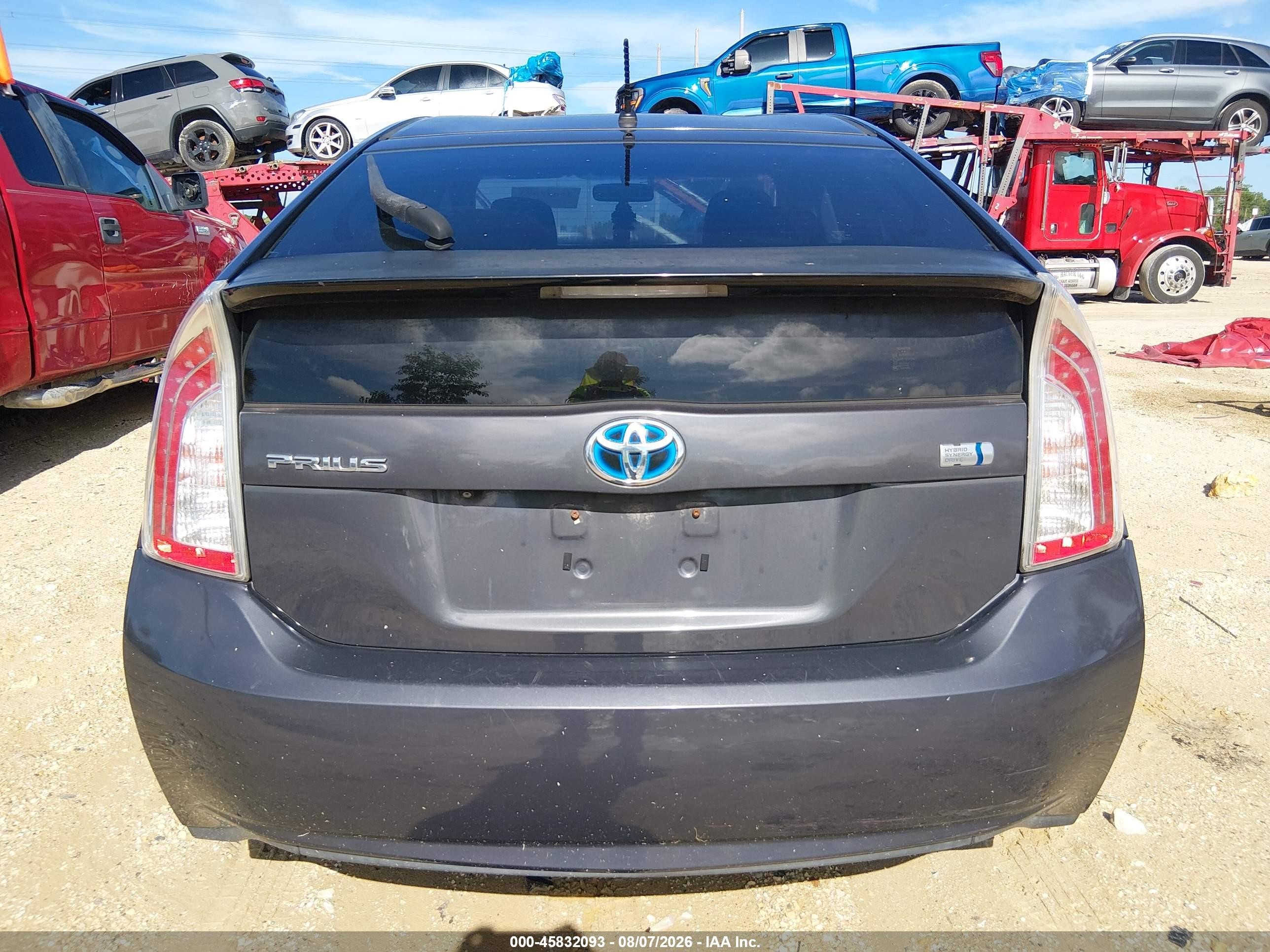 2015 Toyota Prius Two Серый vin: JTDKN3DU4F0463082