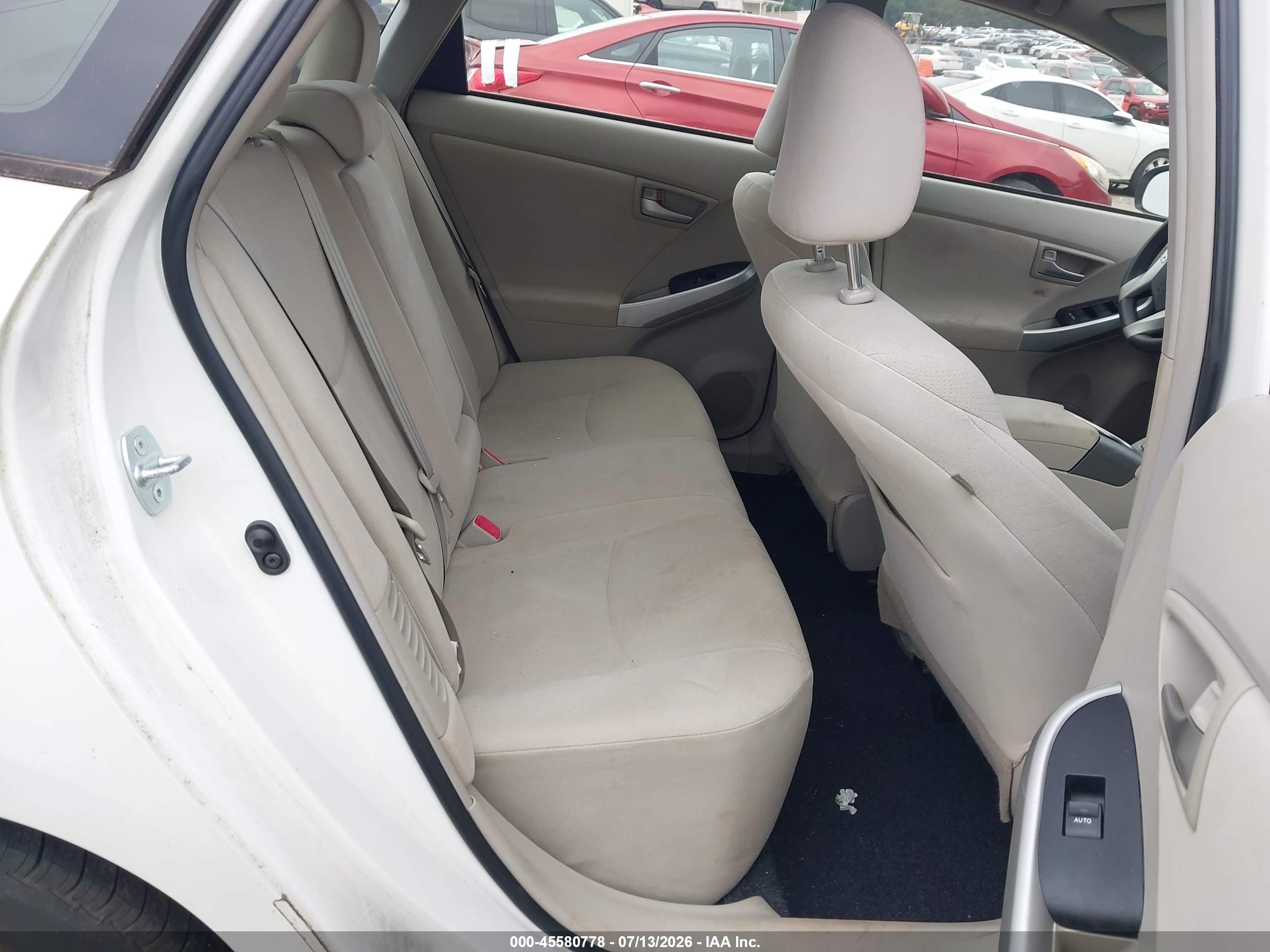 2015 Toyota Prius Two White vin: JTDKN3DU4F0467956