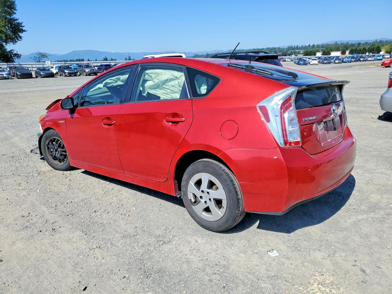 2015 Toyota Prius Two Красный vin: JTDKN3DU4F0472932
