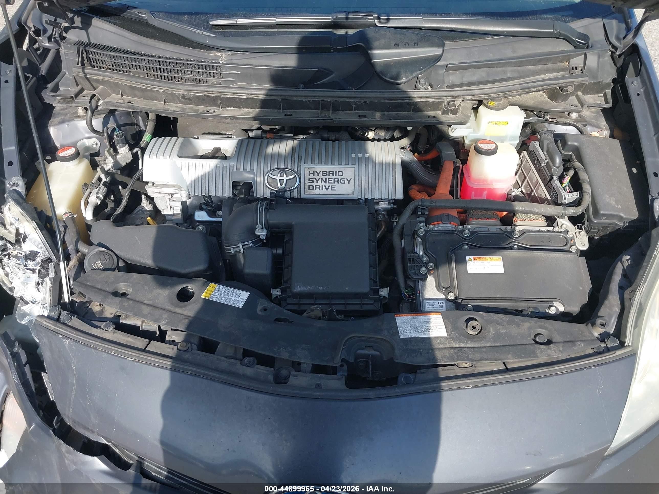 2015 Toyota Prius Two Серый vin: JTDKN3DU4F0478147