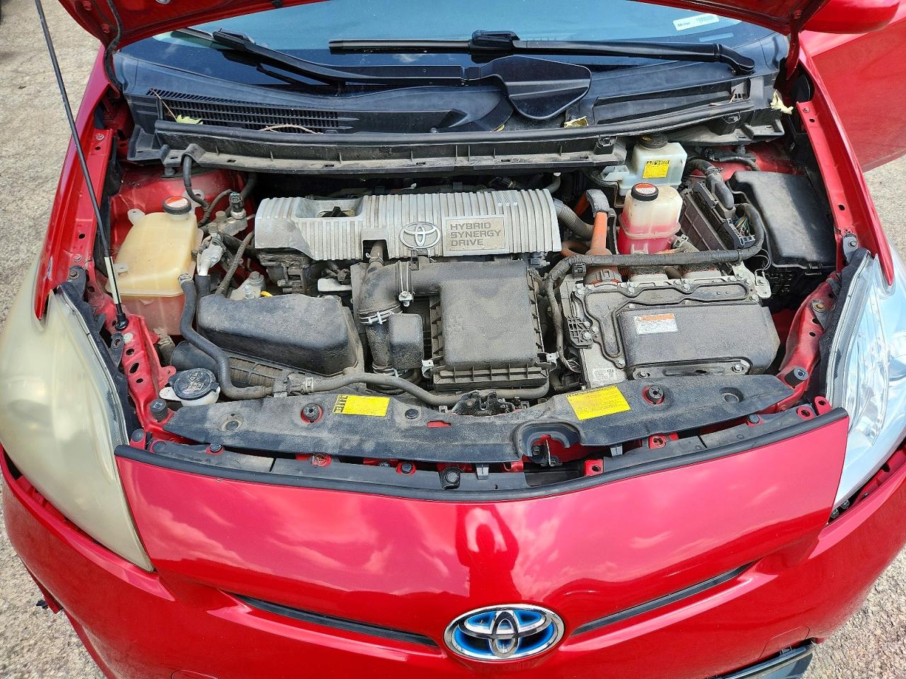 2015 Toyota Prius Two Red vin: JTDKN3DU4F1878333