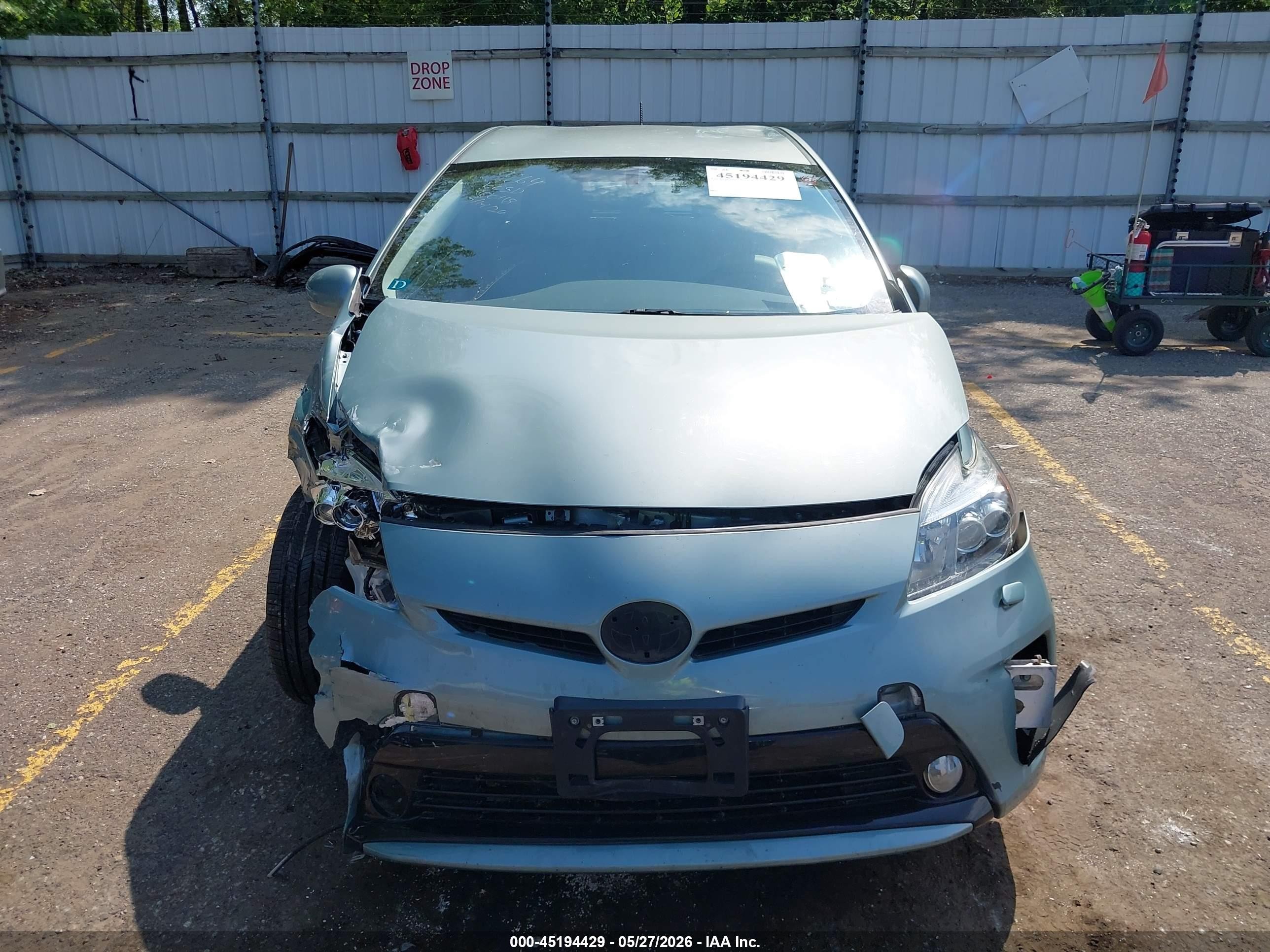 2015 Toyota Prius Five Бирюзовый vin: JTDKN3DU4F1889669