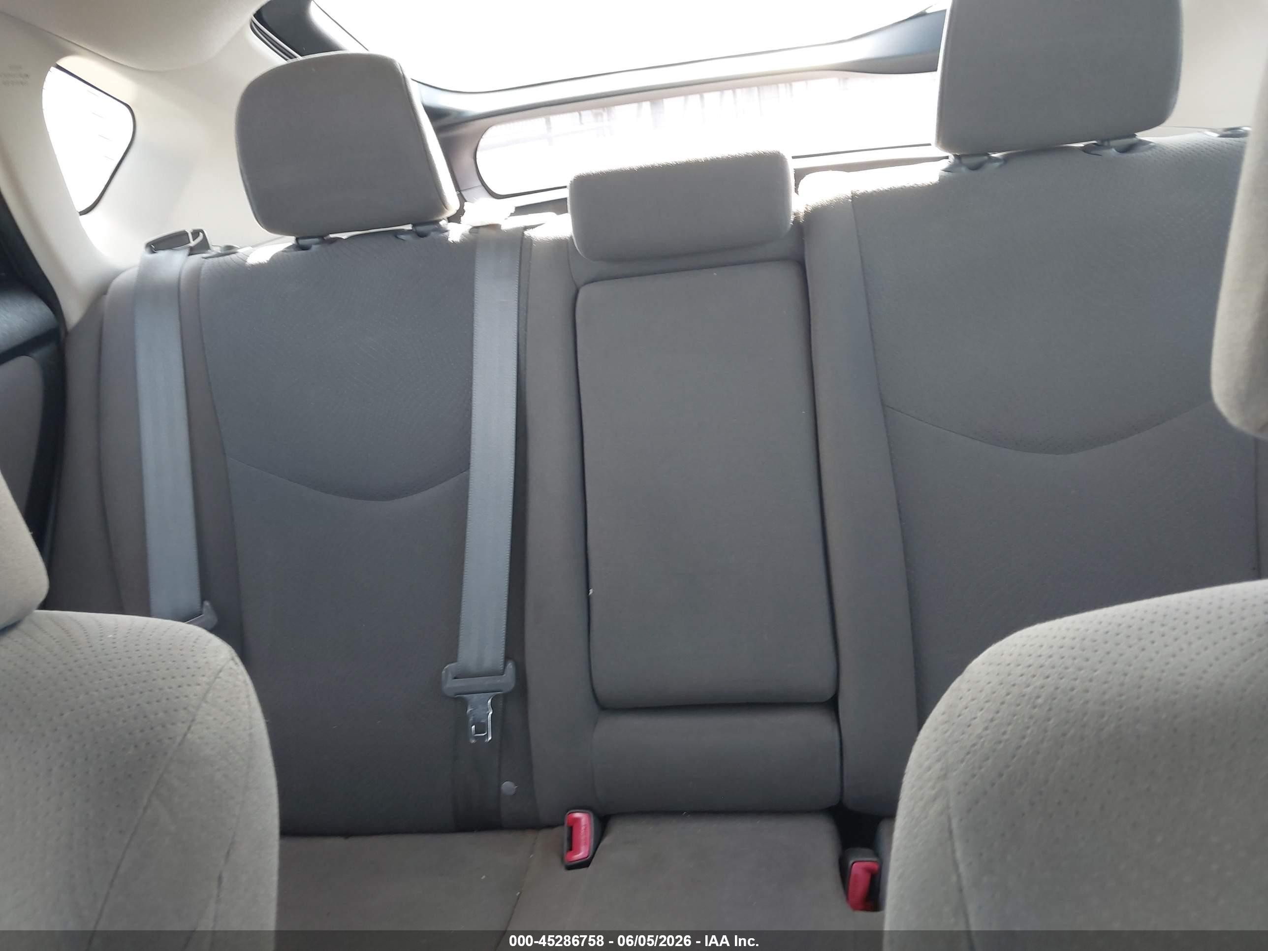 2015 Toyota Prius Three White vin: JTDKN3DU4F1957615