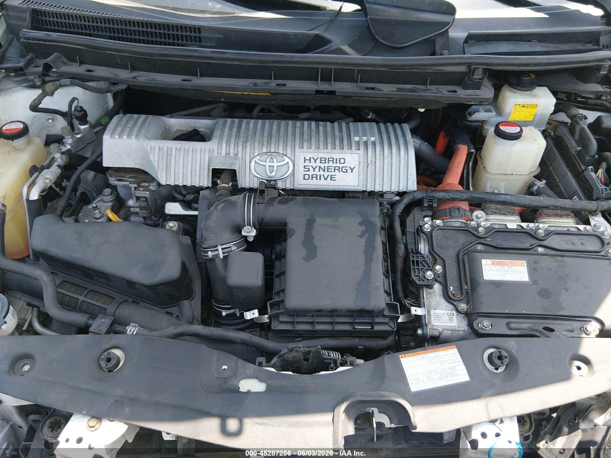 2015 Toyota Prius One Белый vin: JTDKN3DU4F1960773